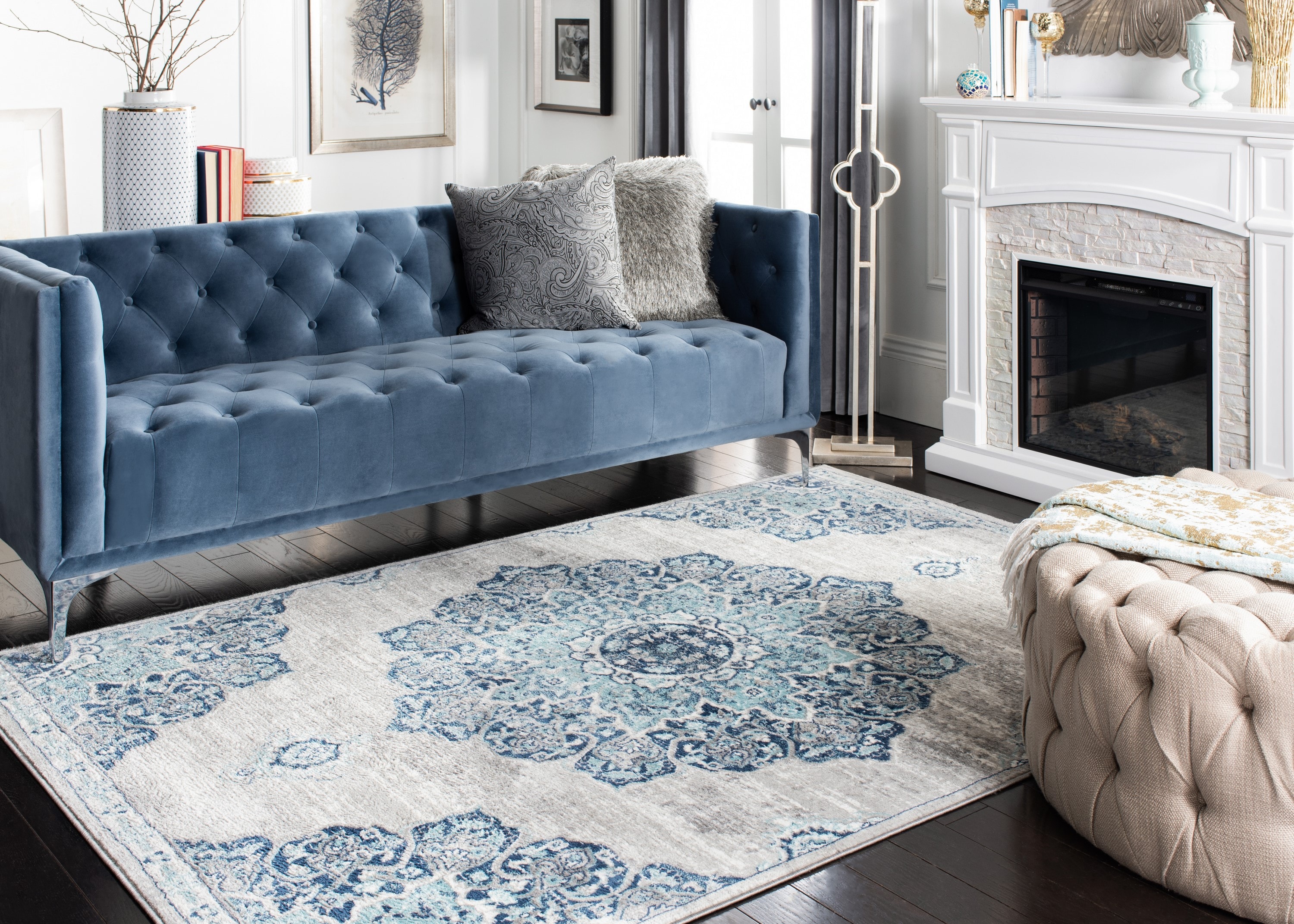 Elegant Gray 3' x 3' Square Hand-Knotted Synthetic Area Rug