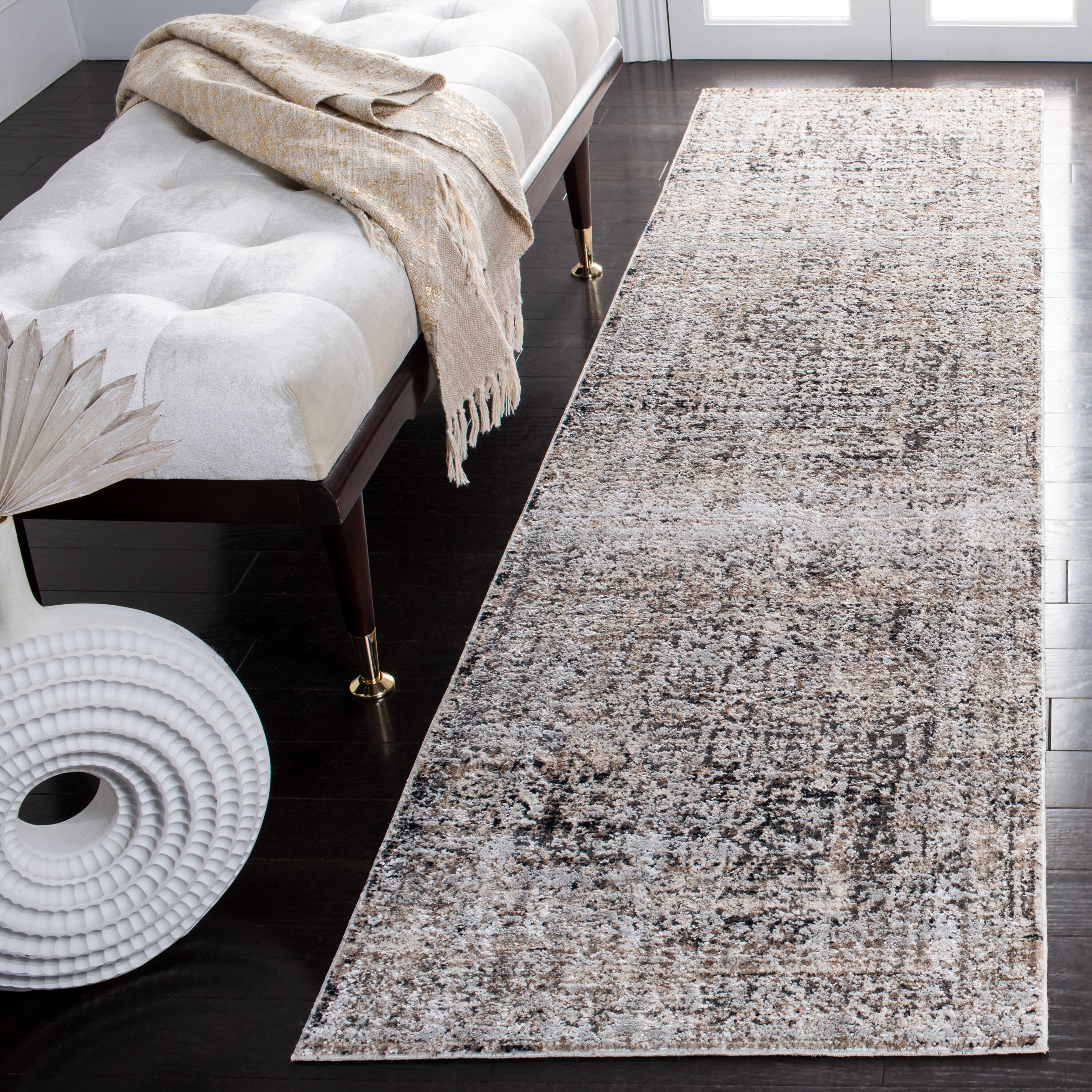 Safavieh - Mayflower 284F Grey Gold 2 x 9 Runner rug