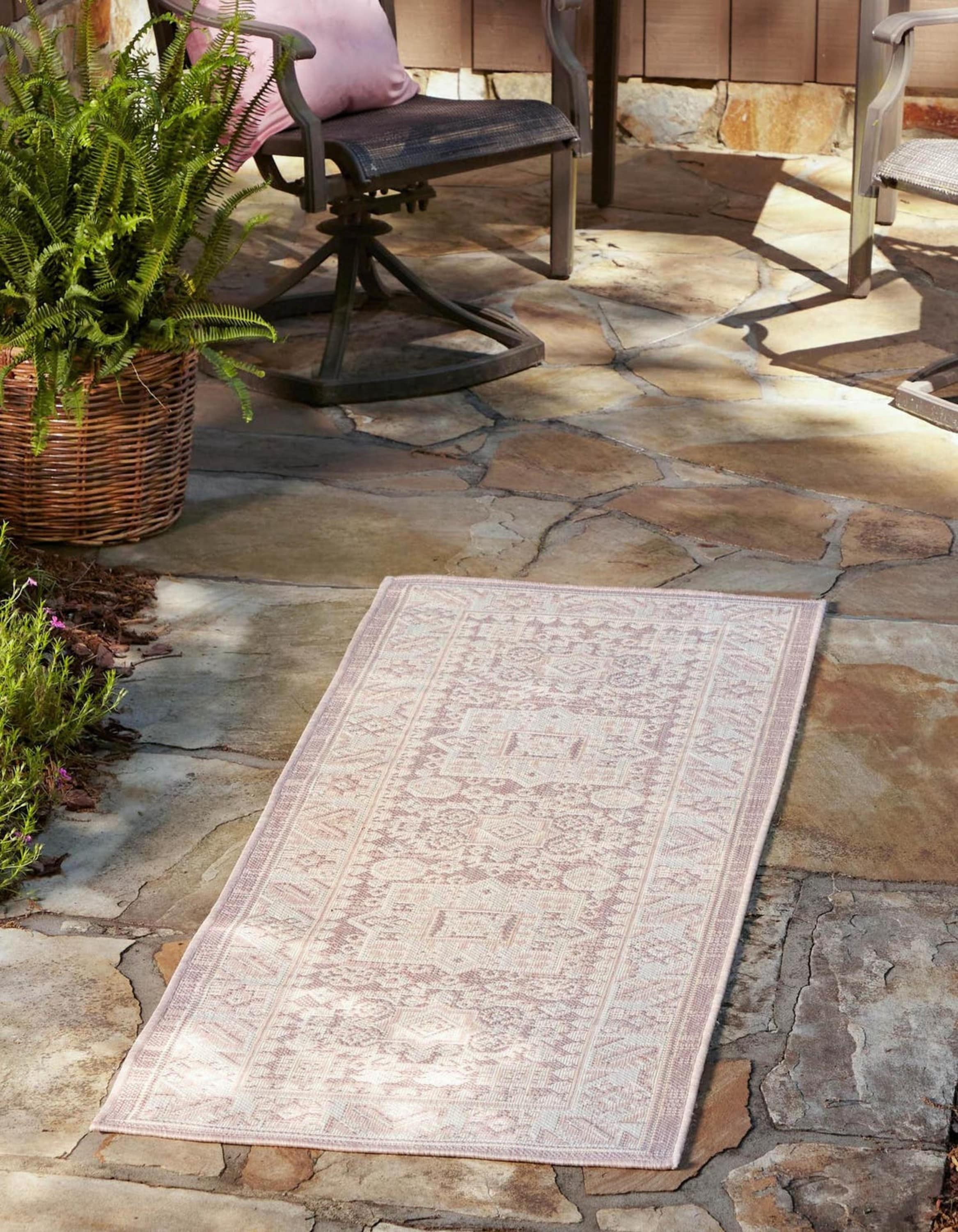 Unique Loom 3162716 Outdoor Aztec 2 x 6 (ft) Loomed Polypropylene Pink Rectangular Indoor/Outdoor Border Runner rug