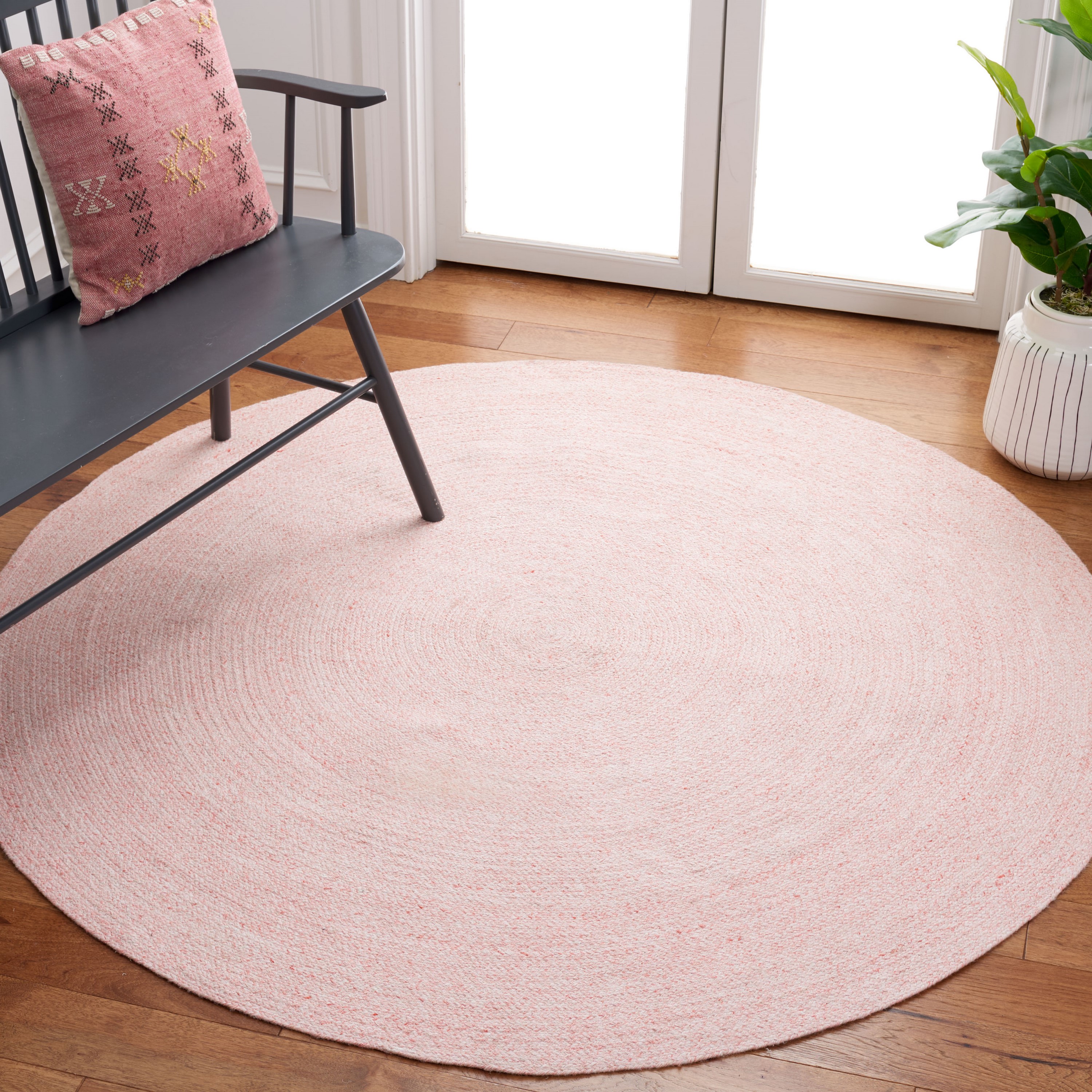 Safavieh CAP224U-4R Cape Cod Eilika 4 x 4 (ft) Polyester Pink Round Indoor Solid Farmhouse/Cottage Area rug