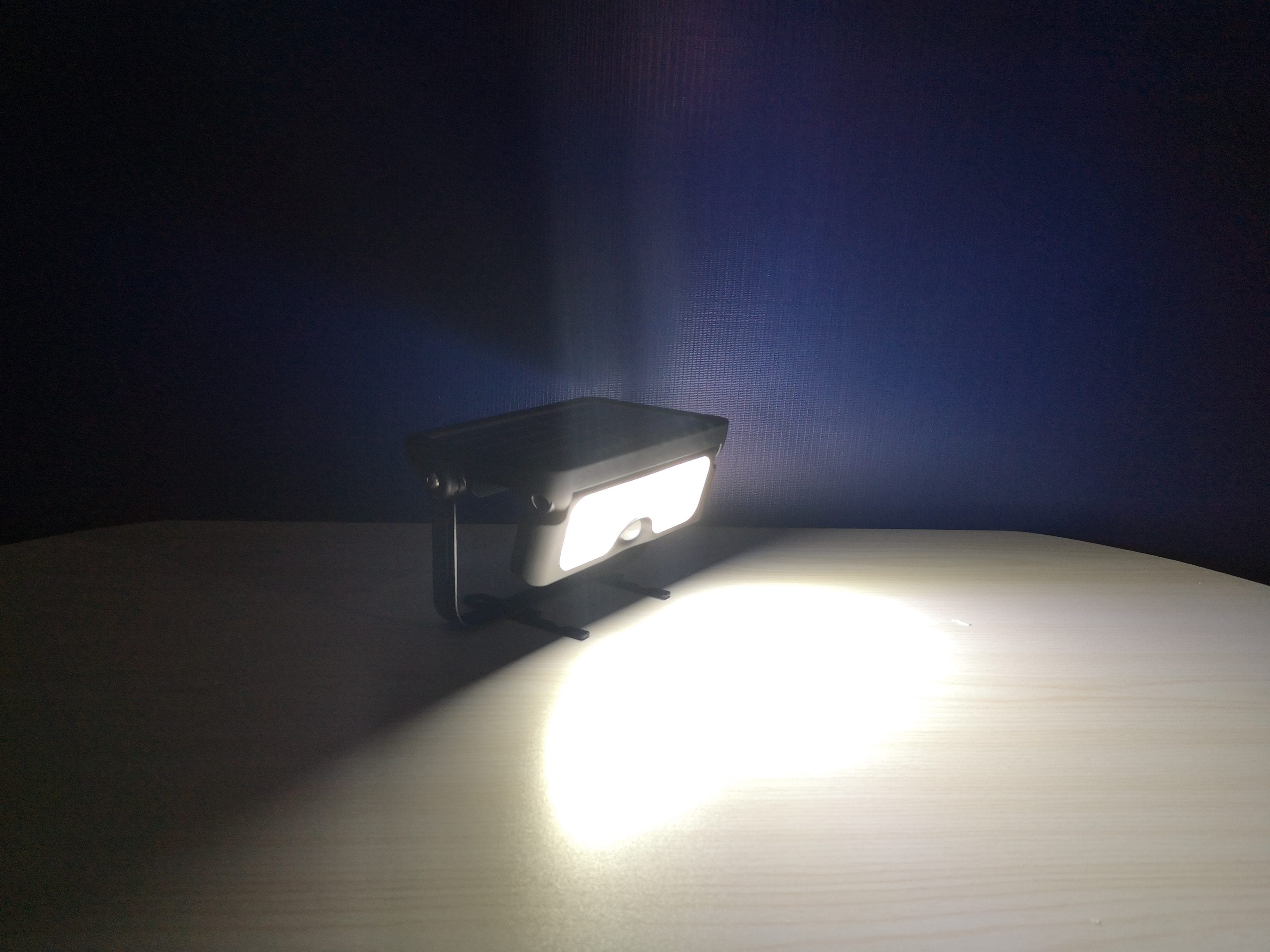 TotalLEDS 5332 Motion-Activated-Floodlights - View #10