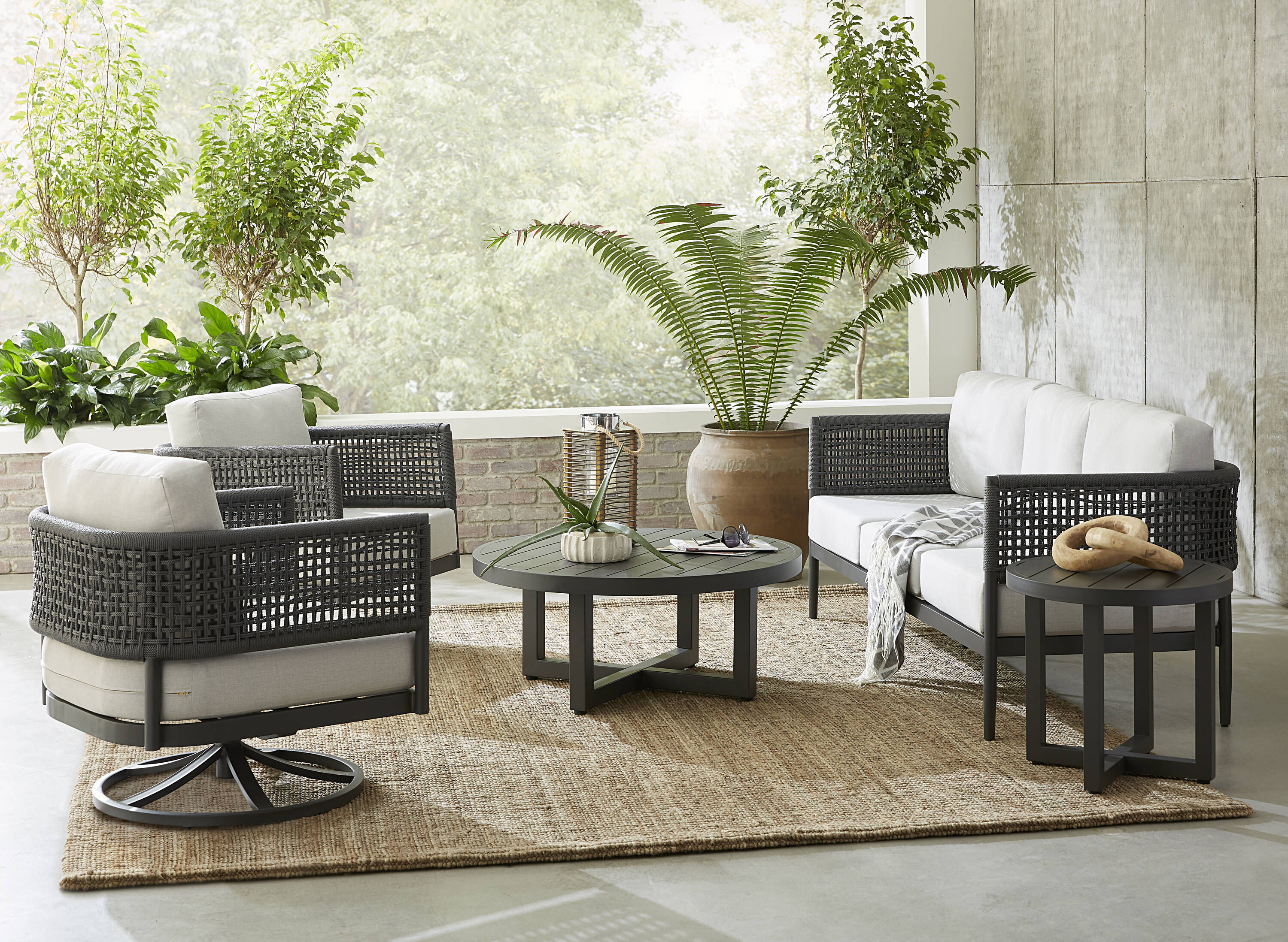 International Concepts 5-Piece Woven Patio Conversation Set with 