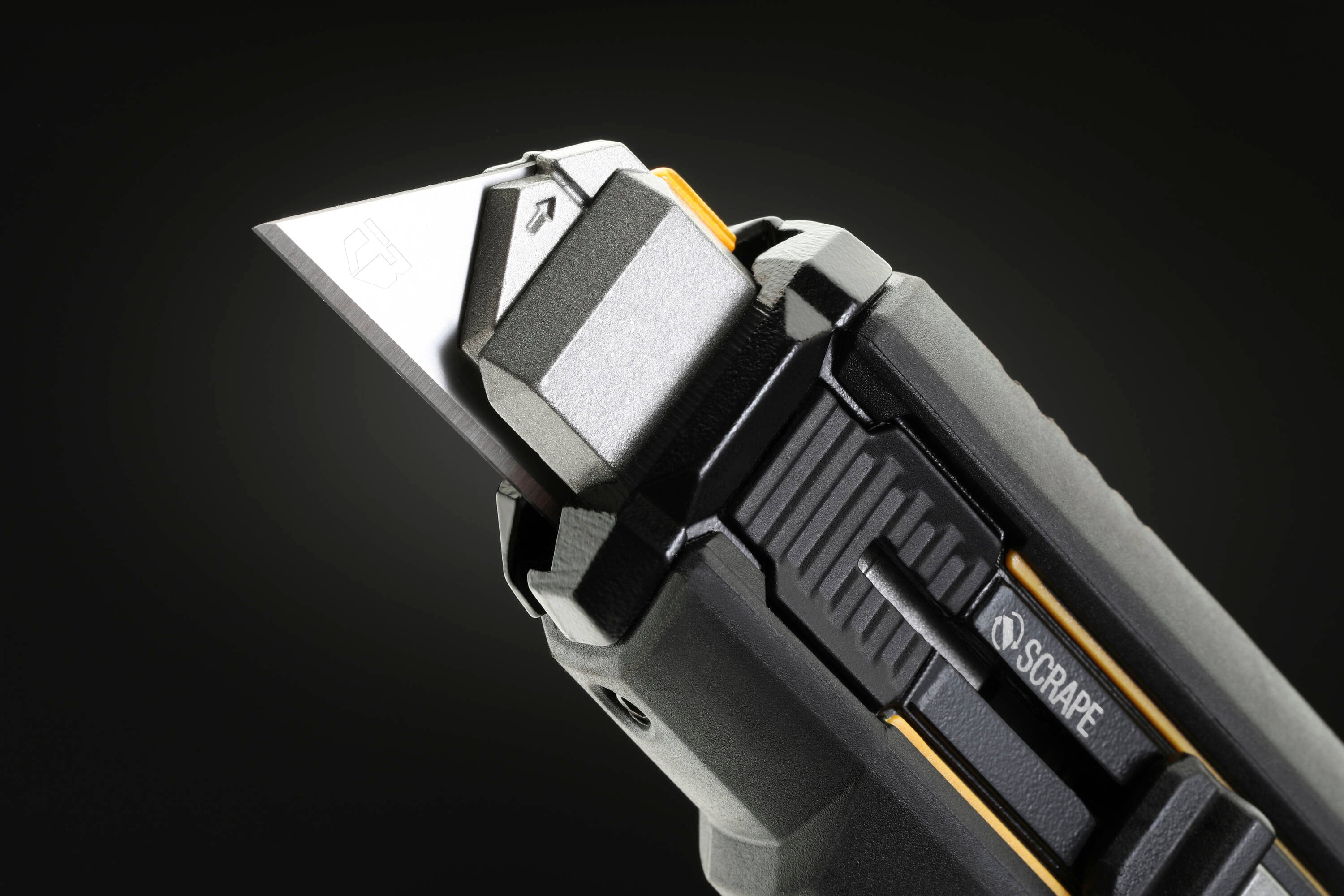 ToughBuilt - Scraper Utility Knife + 5 Blades - (TB-H4S5-01