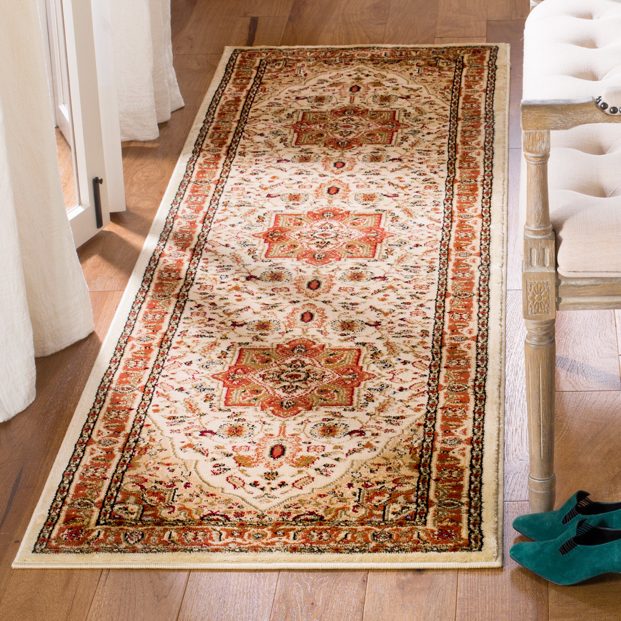 Safavieh LNH330R-214 Lyndhurst Heriz 2 x 14 (ft) Loomed Polypropylene Ivory/Rust Rectangular Indoor Floral/Botanical Oriental Runner rug