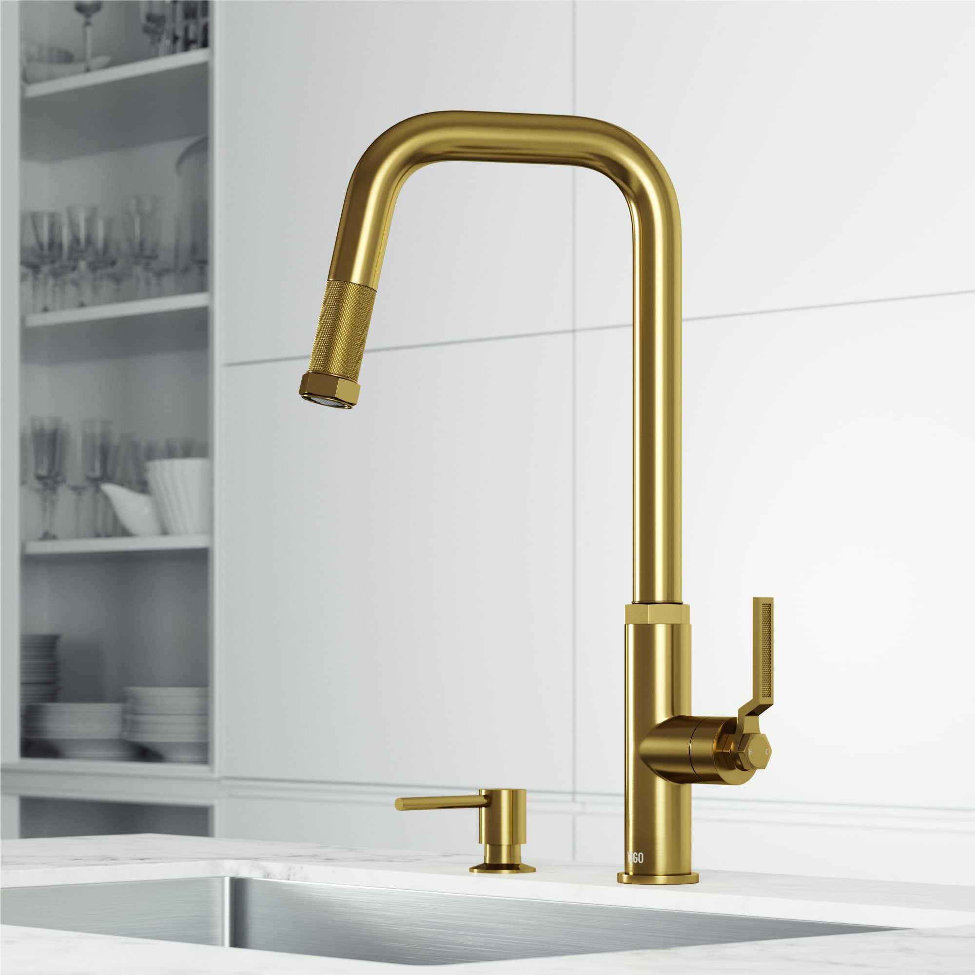 VIGO Hart Matte Brushed Gold Single Handle Pull-down Kitchen Faucet ...