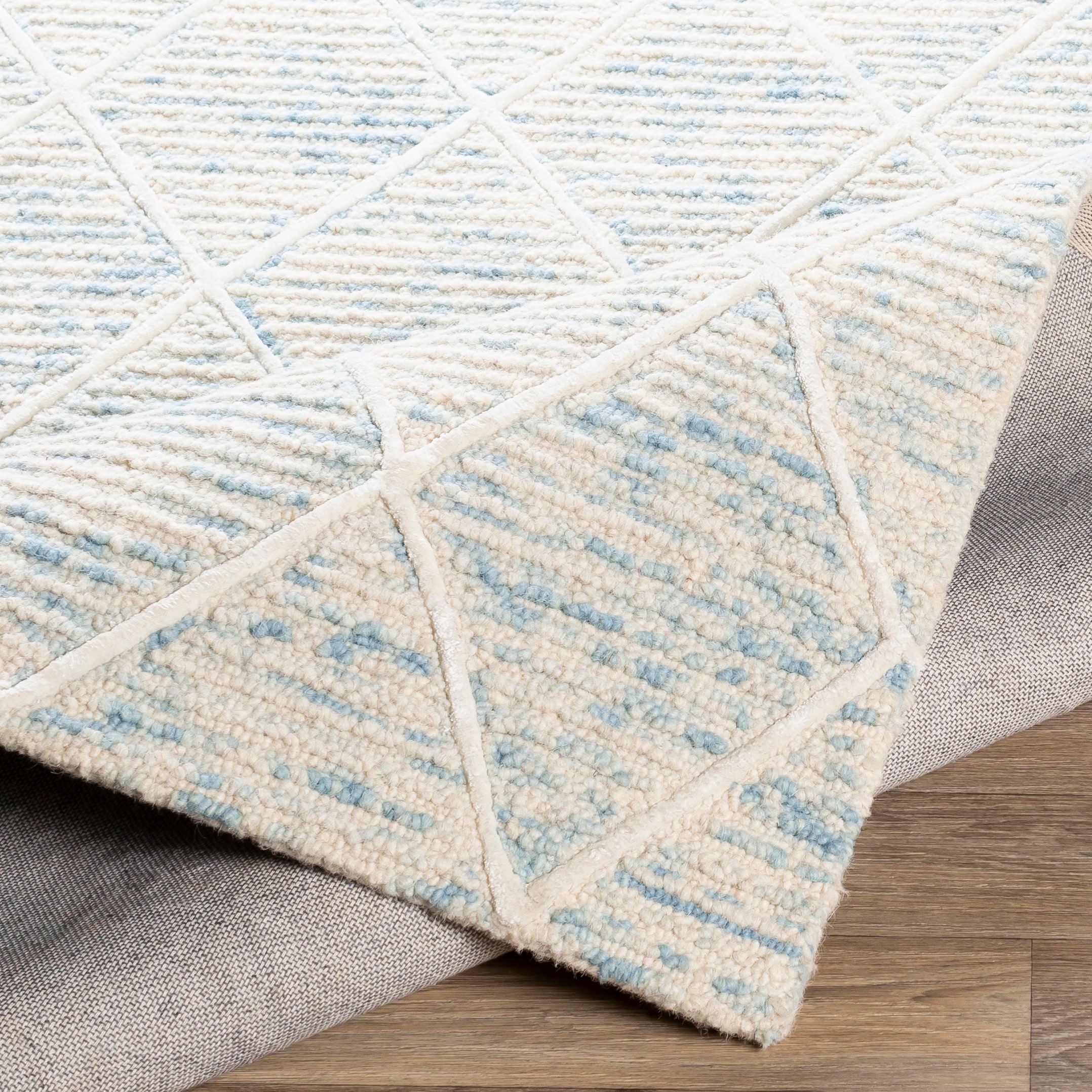 Surya EAT2304-23 rugs - View #4