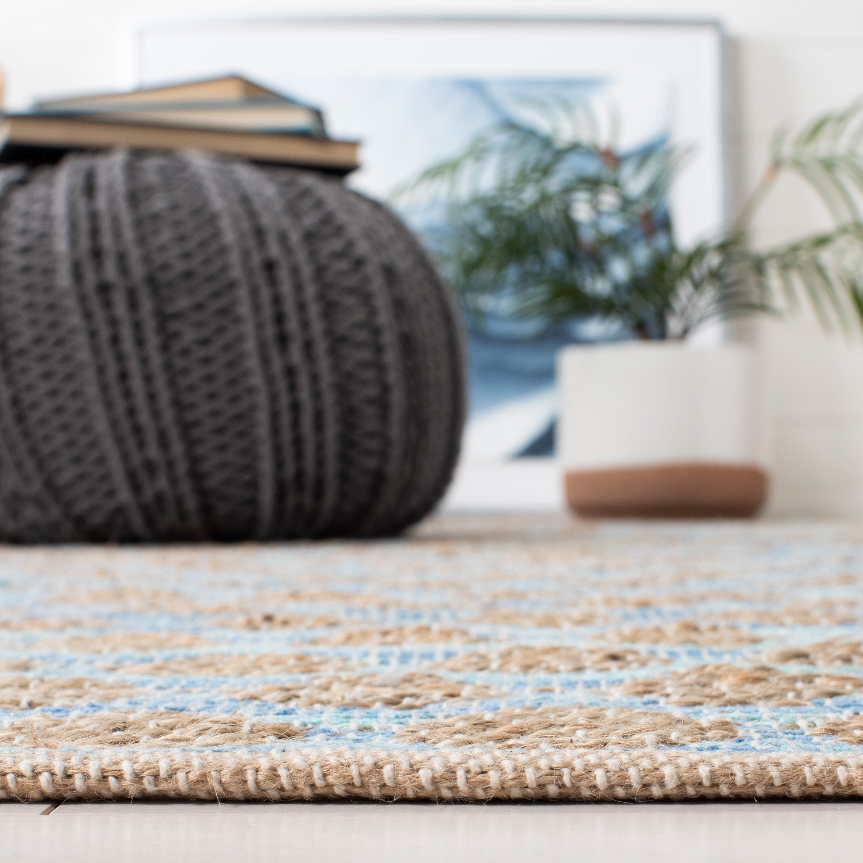 Safavieh CAP820B-5 rugs - View #4