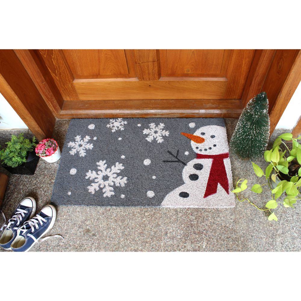 Zig Zag 2-ft x 3-ft White Rectangular Indoor or Outdoor Decorative Winter  Door Mat in the Mats department at