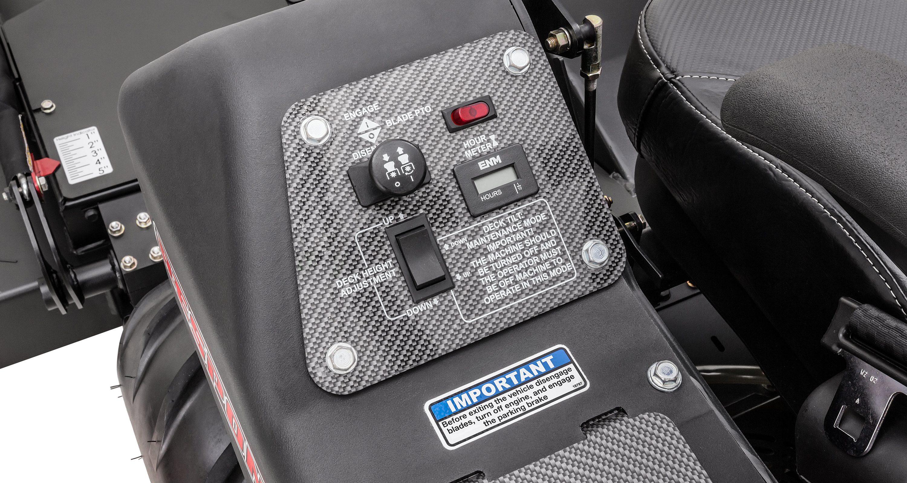 Swisher ZTR3166KA Zero-Turn-Mowers - View #9