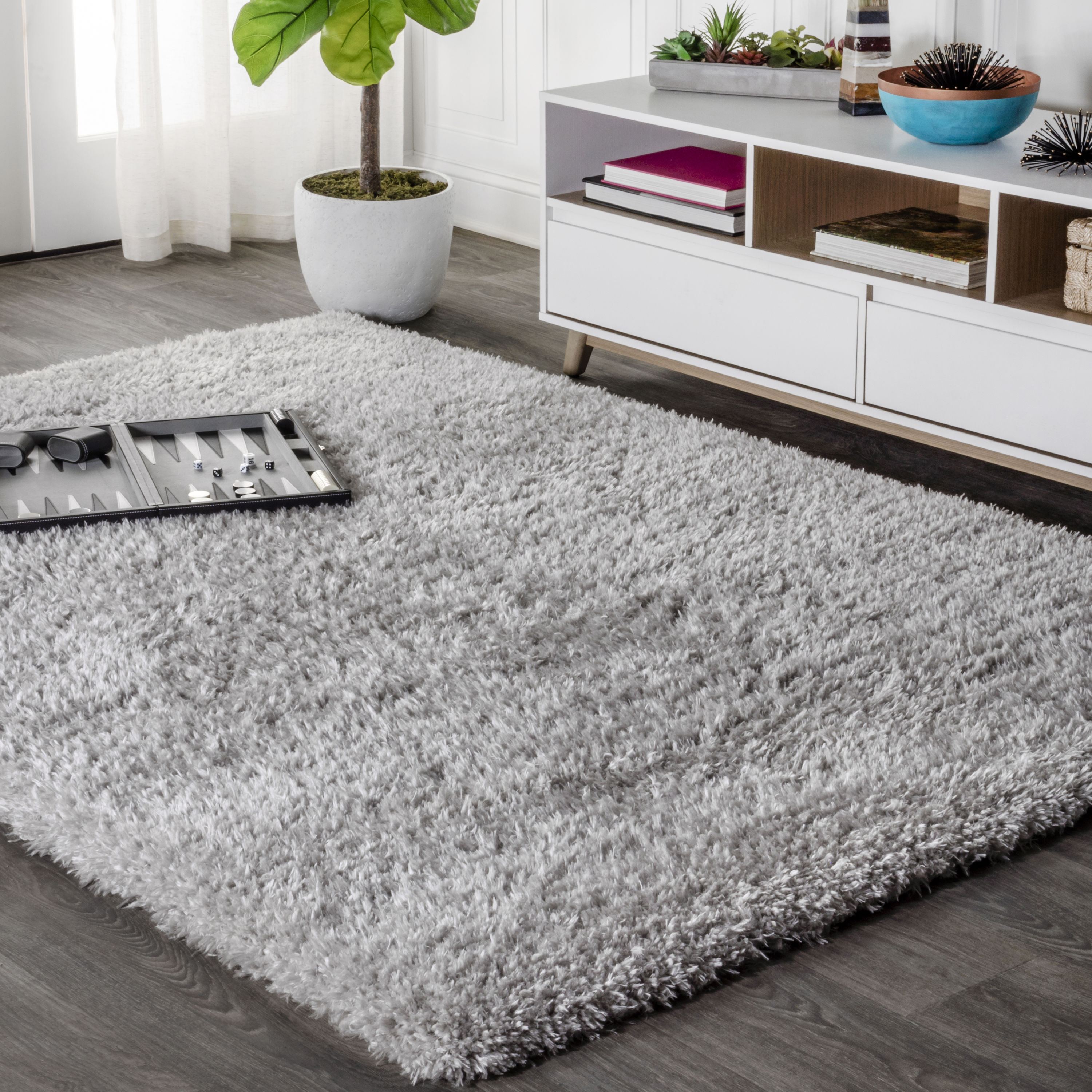 JONATHAN  Y ALA102A-4 Alaska Shag Aydin Solid Plush 4 x 6 (ft) Loomed Polyester Gray Rectangular Indoor Solid Mid-Century Modern Area rug