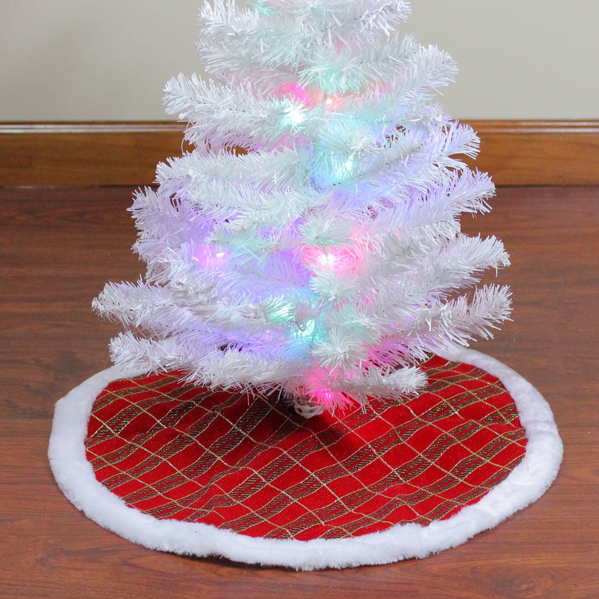 Northlight 32231735 Disney/Pixar 20-in Red Tree skirt