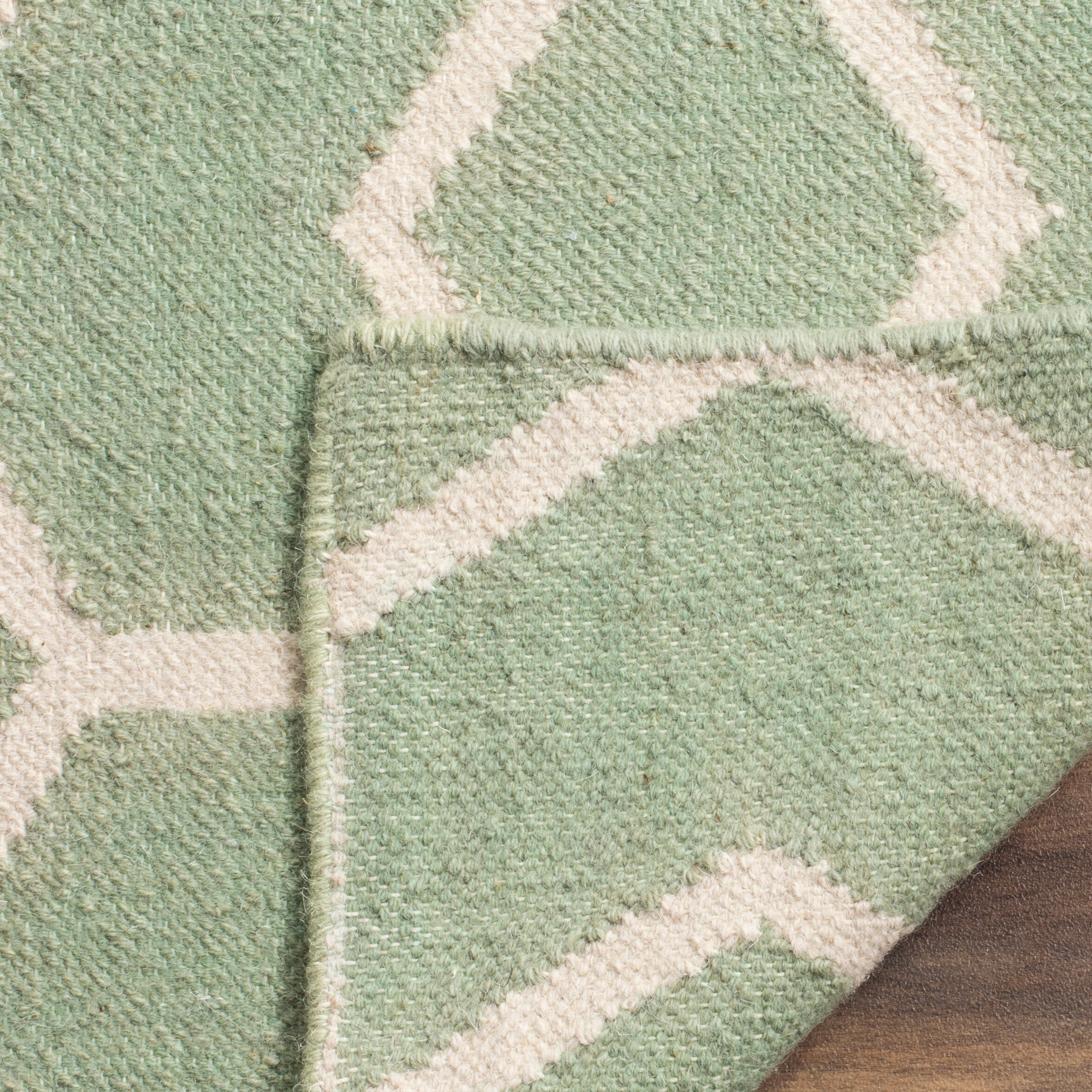Safavieh DHU560B-3 rugs - View #7
