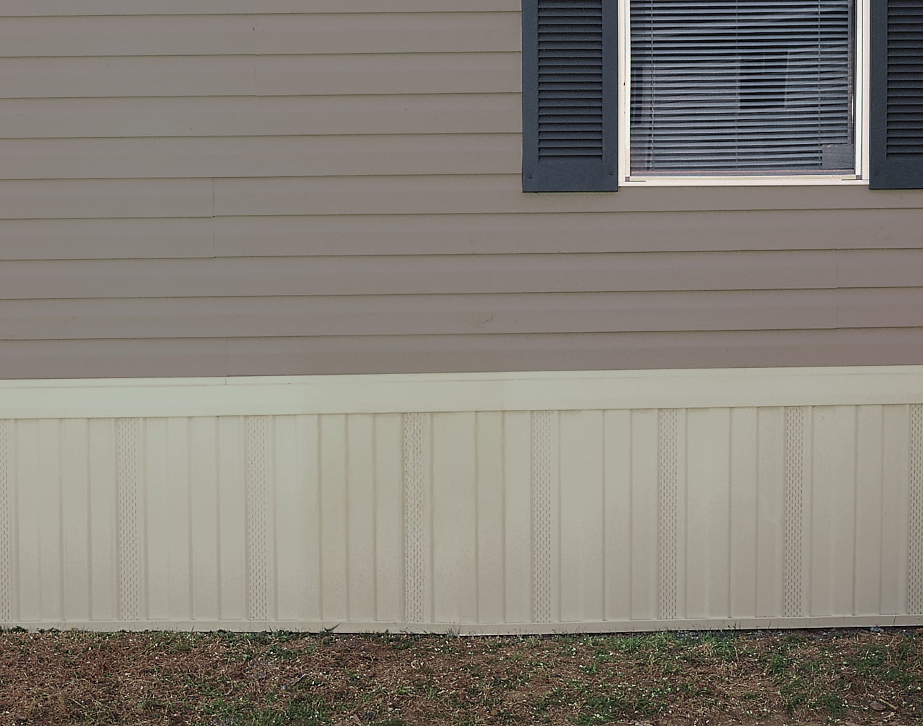 Georgia-Pacific 555219 Mobile-Home-Skirting - View #2
