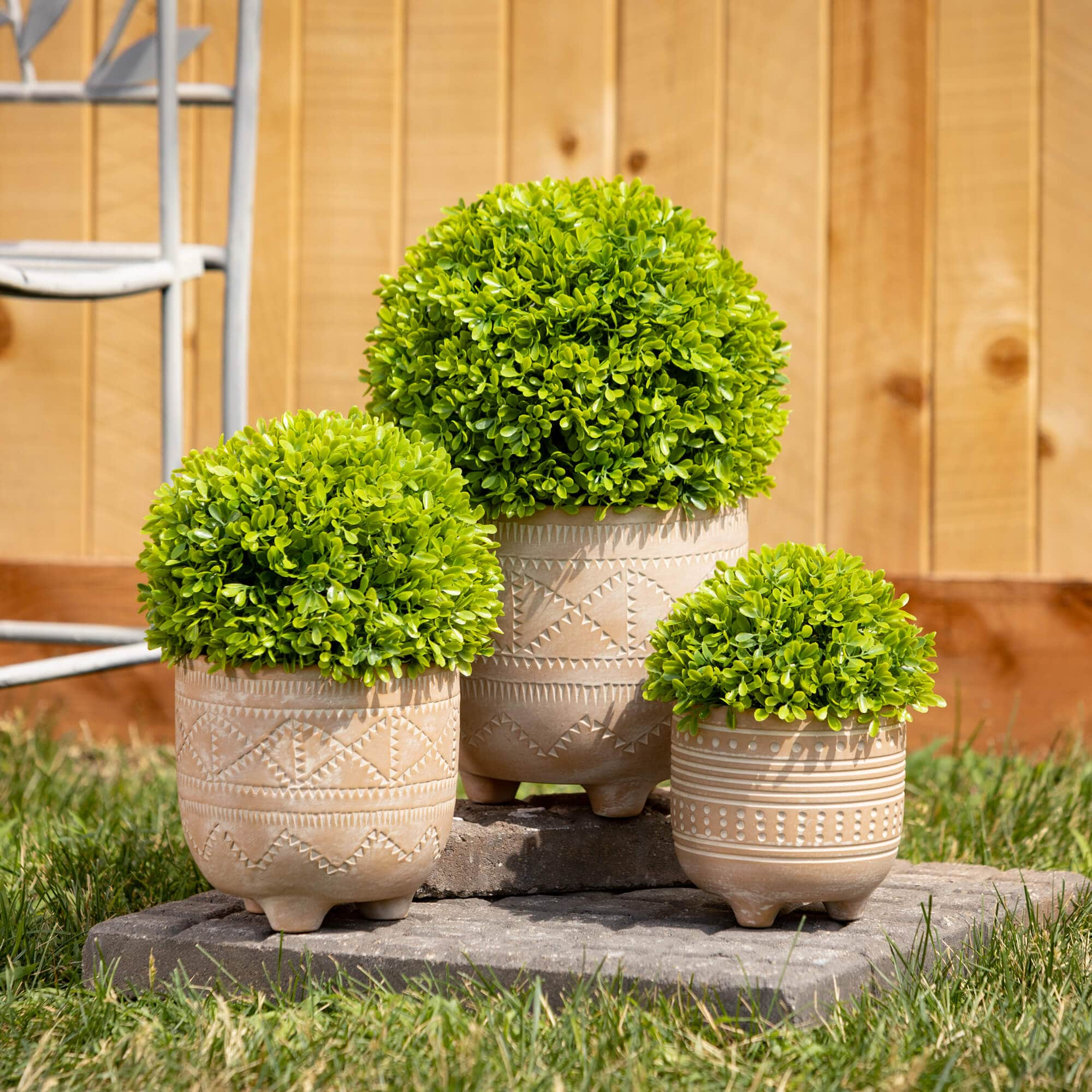 Pots & Planters Material Clay