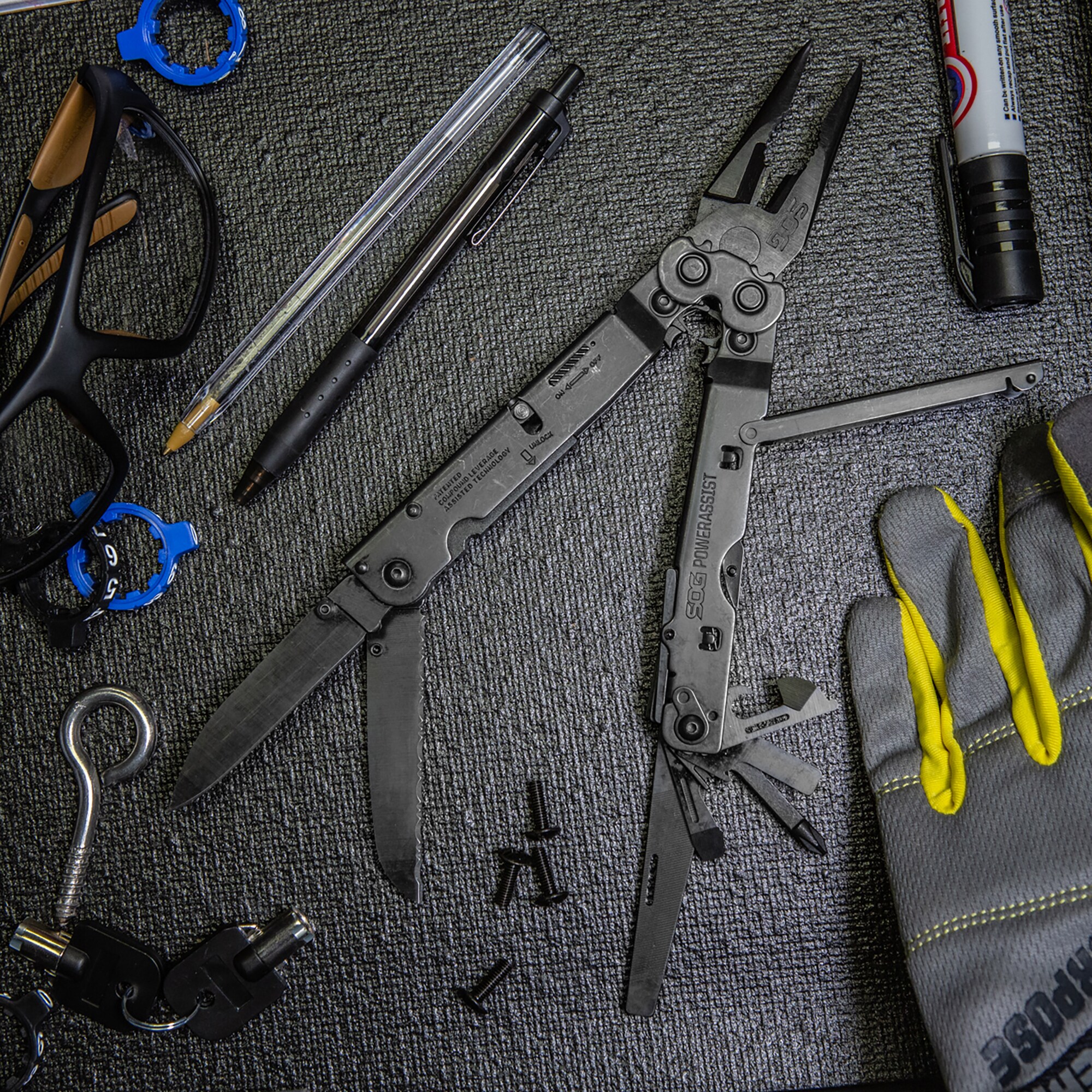 SOG GSMSOGB66NCP Multi-Tools - View #4