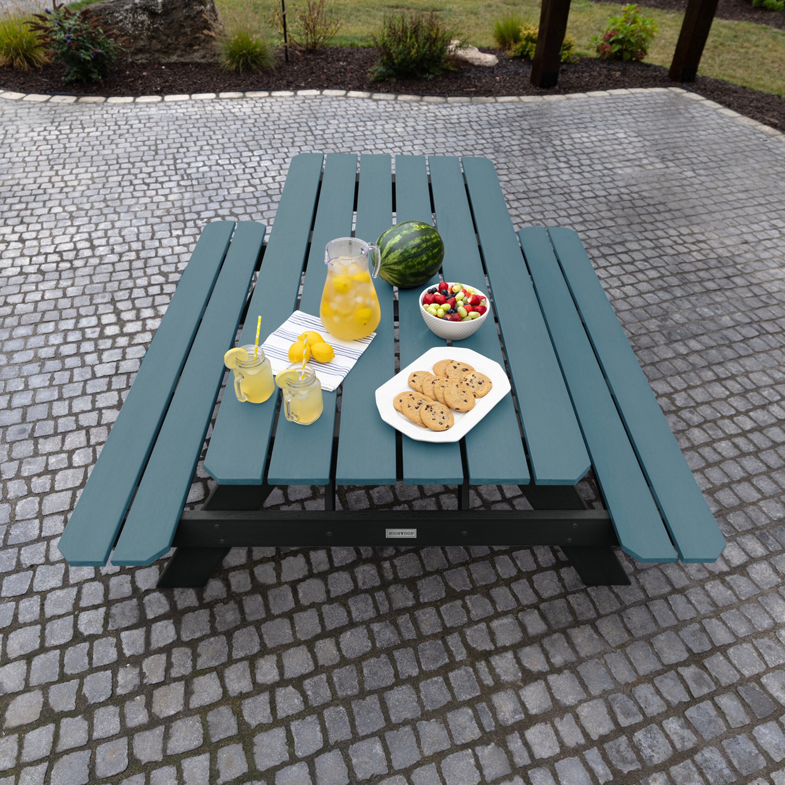 highwood AD-TBL-HI02-SHL Picnic-Tables - View #7