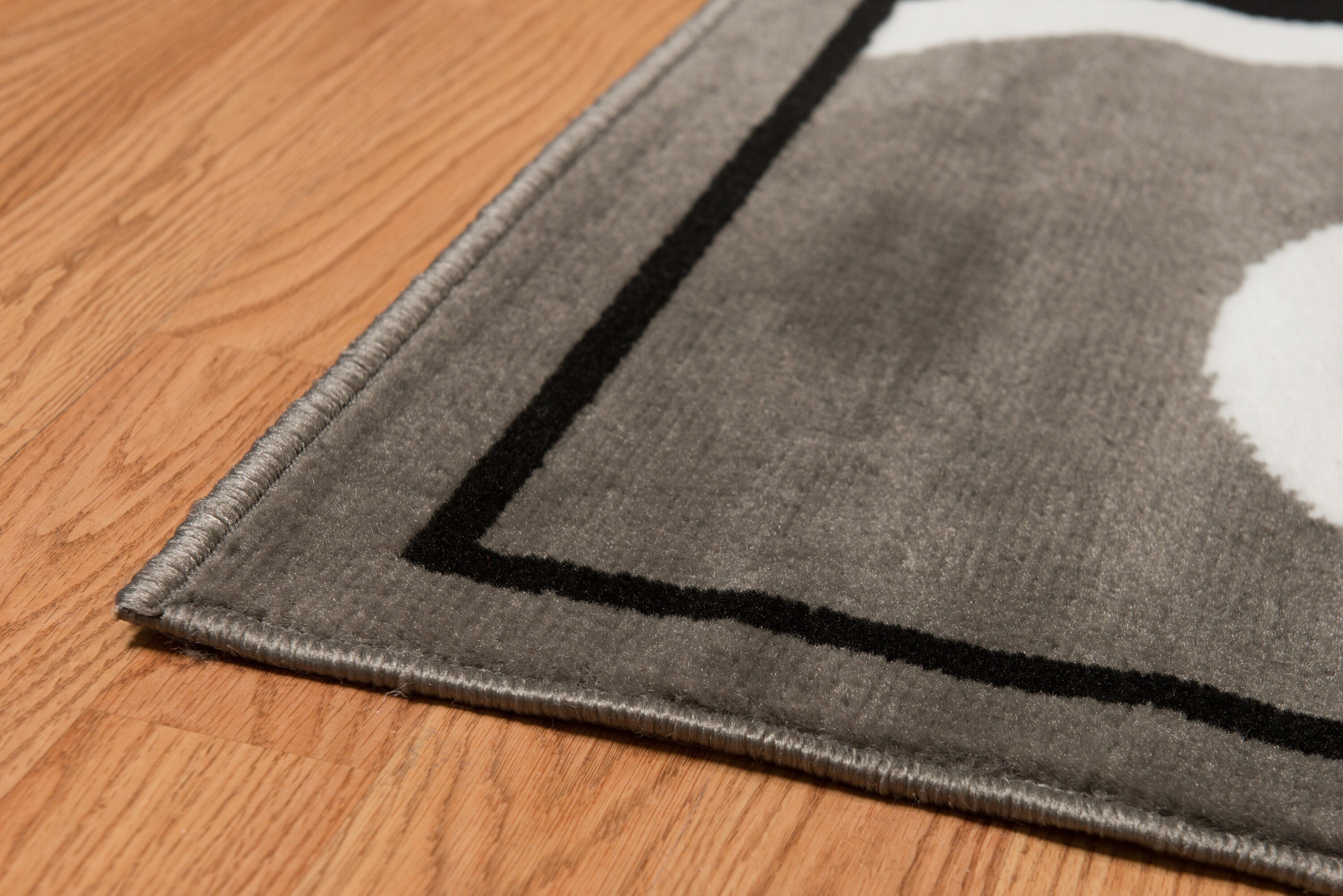 United Weavers Of America 851 10572 24 rugs - View #4