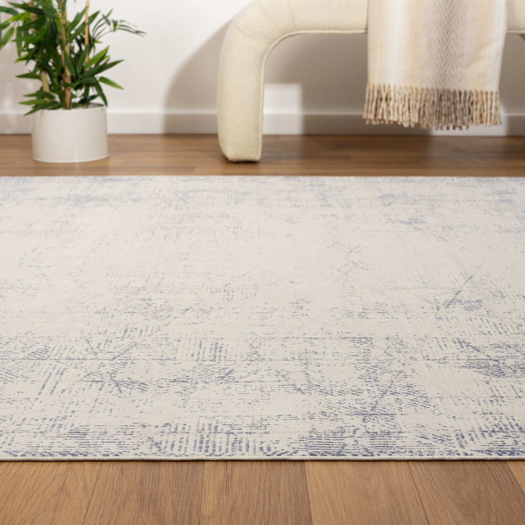 LR Home 0666A3590304J8 rugs - View #3