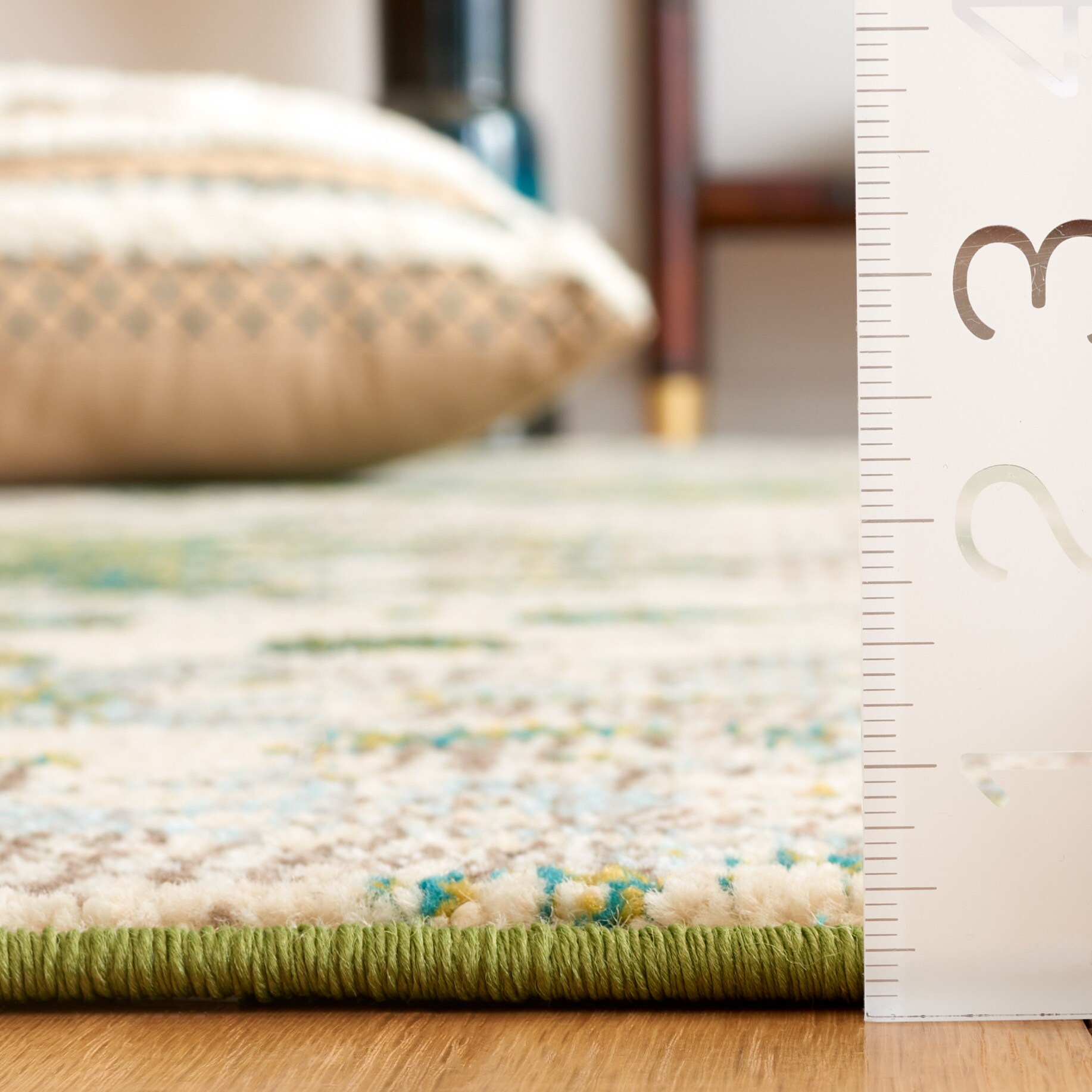 Safavieh MNC225Y-8 rugs - View #4