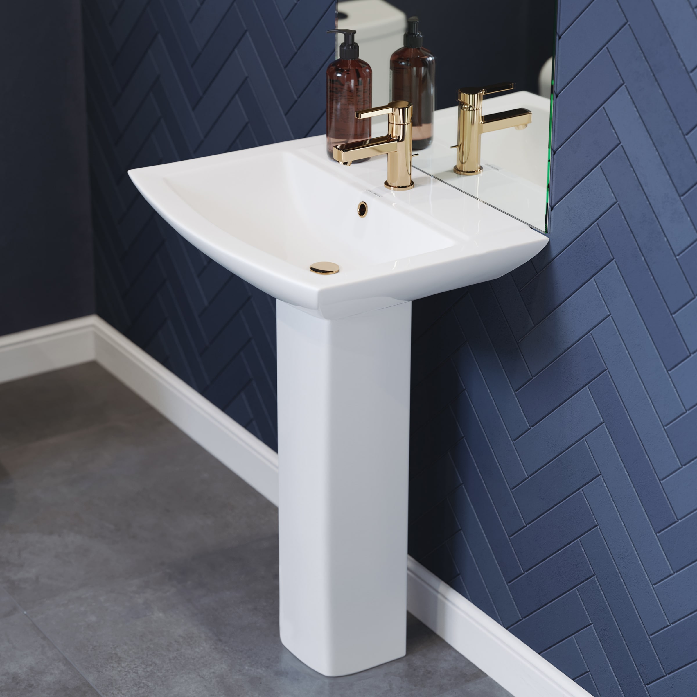 swiss madison white ceramic modern pedestal sink combo (32.31-in h