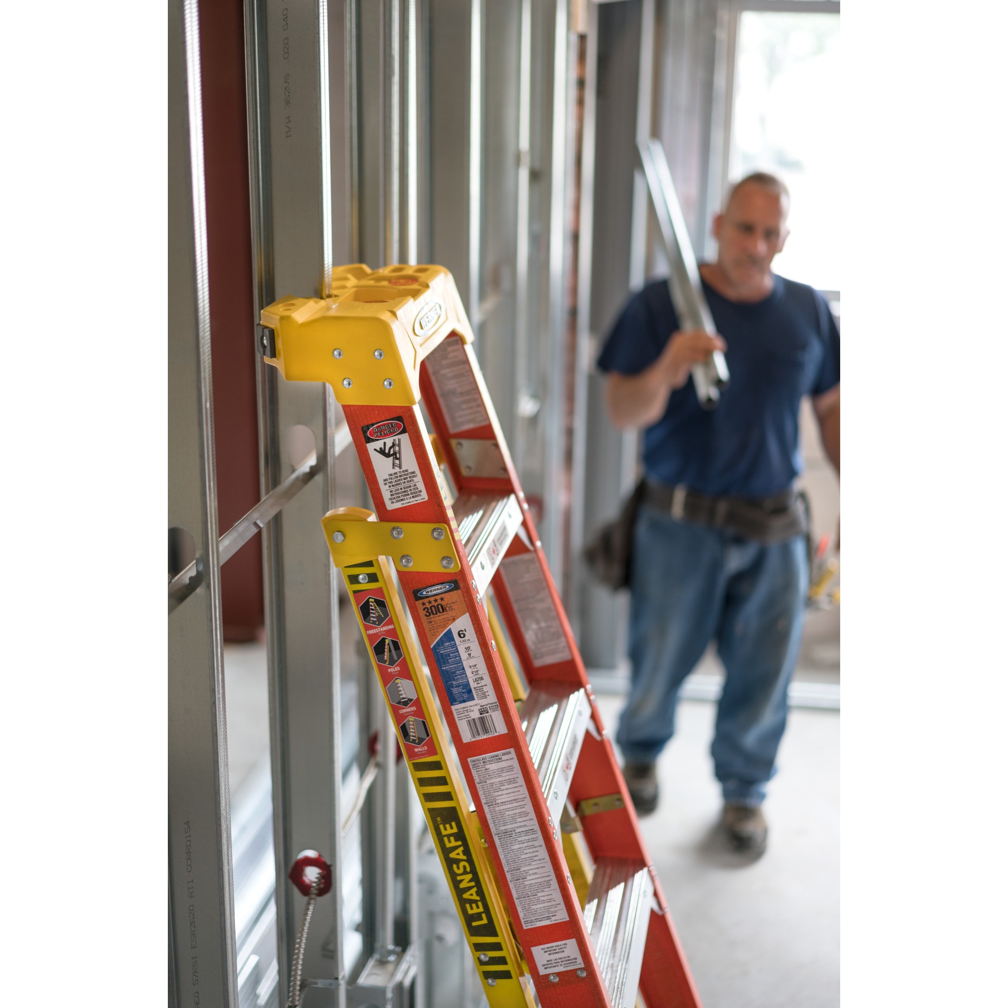 Werner L6206 Step-Ladders - View #11