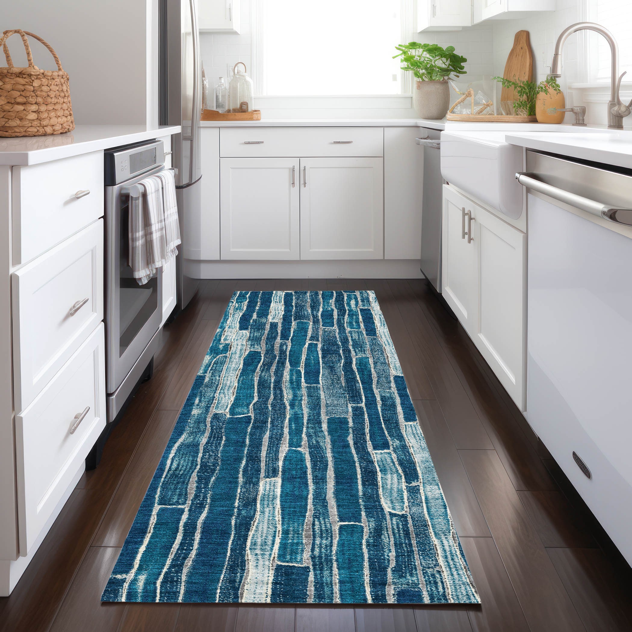 Addison Rugs ACN1301BU2X8 Chantille ACN1301BU 2 x 7 (ft) Polyester Blue Rectangular Indoor/Outdoor Geometric Machine washable Runner rug