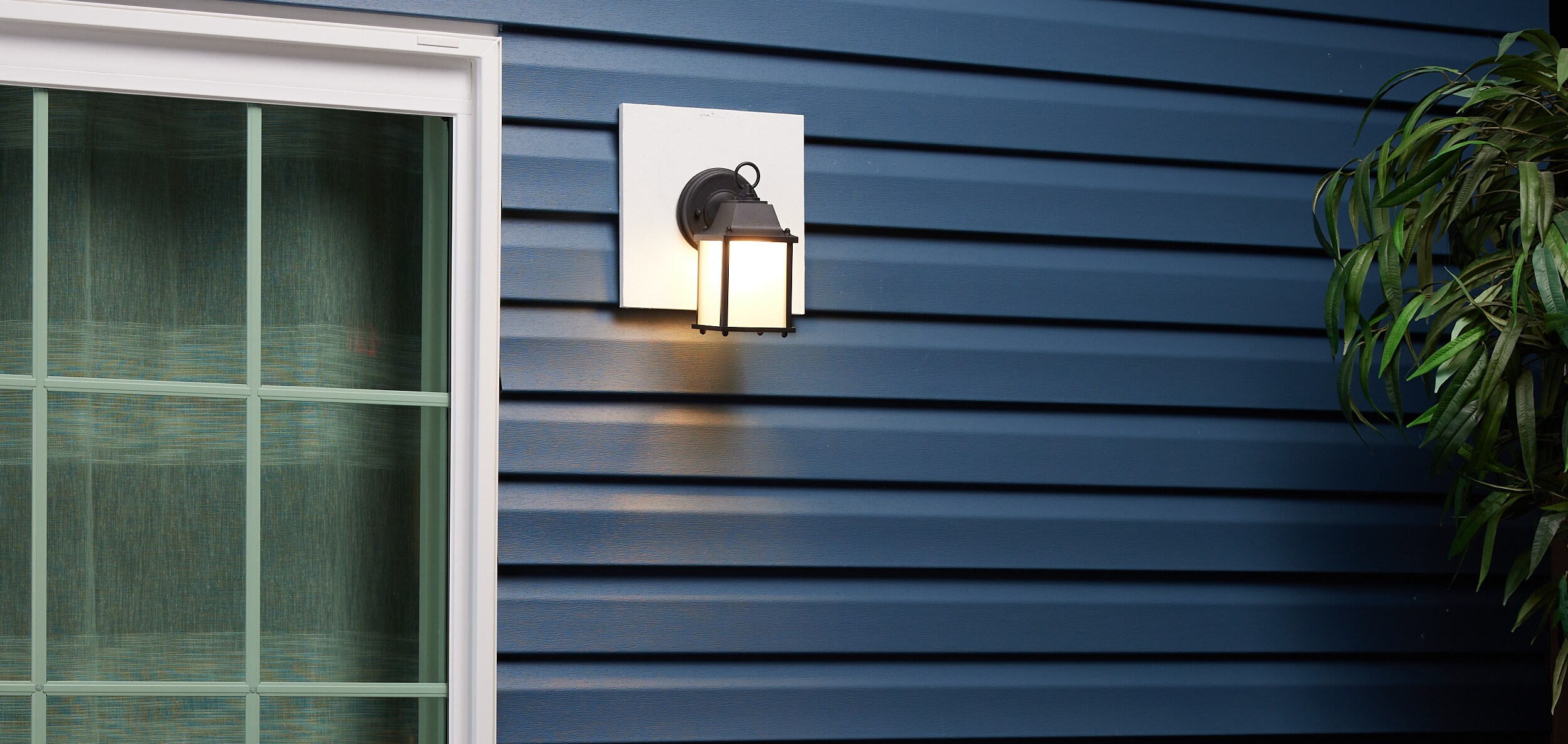 Black Aluminum LED Wall Lantern with Frosted Glass Shade