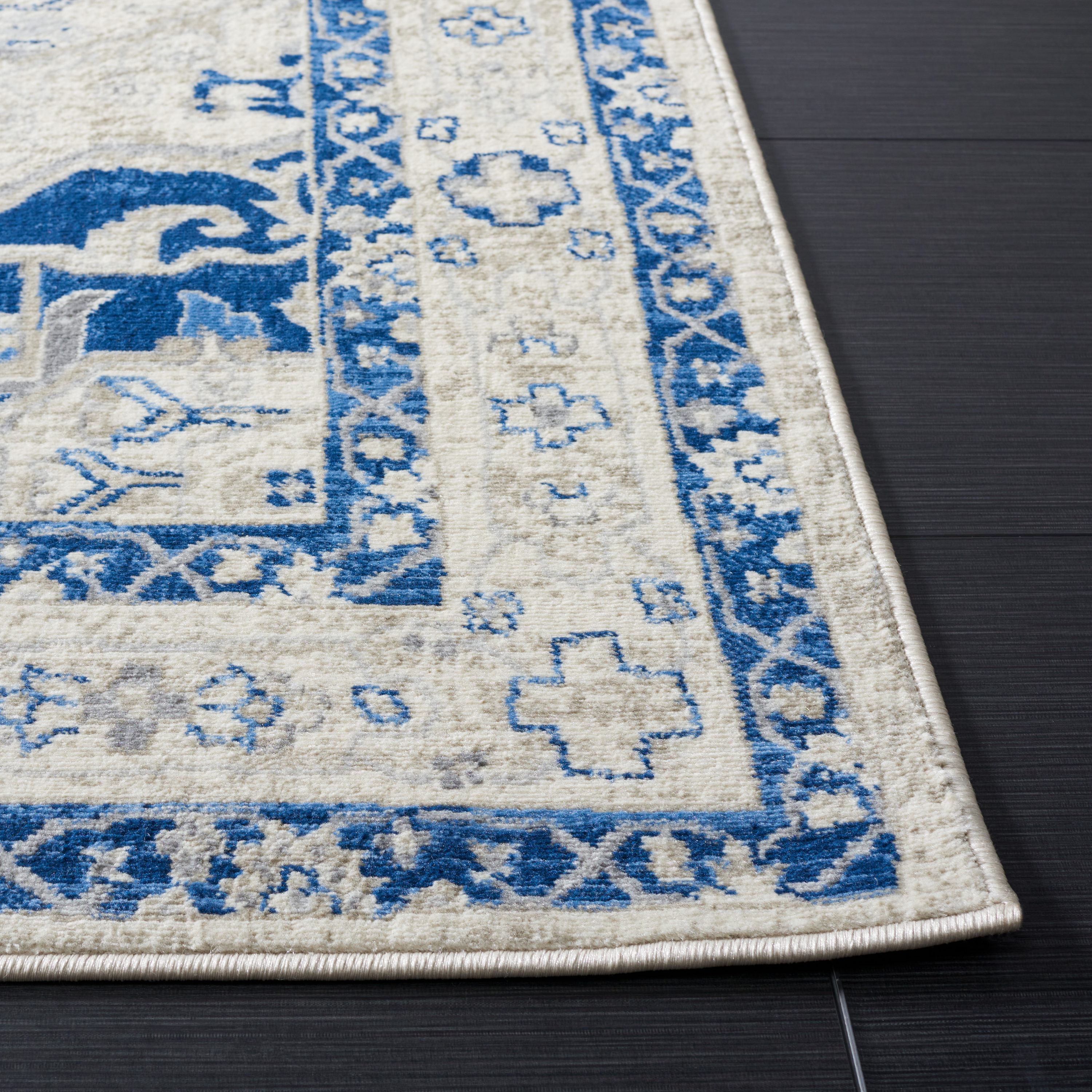Safavieh BNT852C-7SQ rugs - View #3