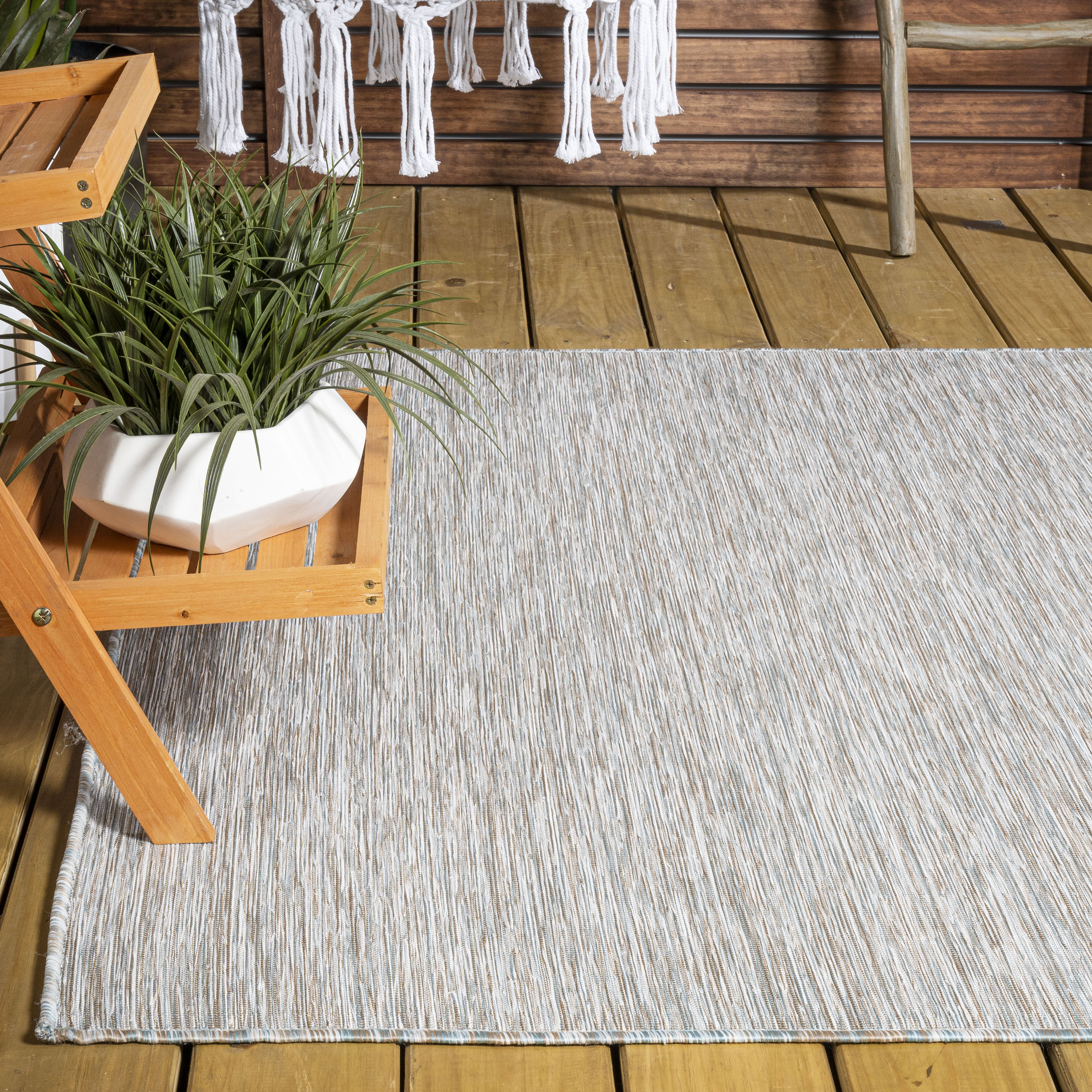 Ethan Modern 9' x 12' Gray Flatweave Synthetic Area Rug