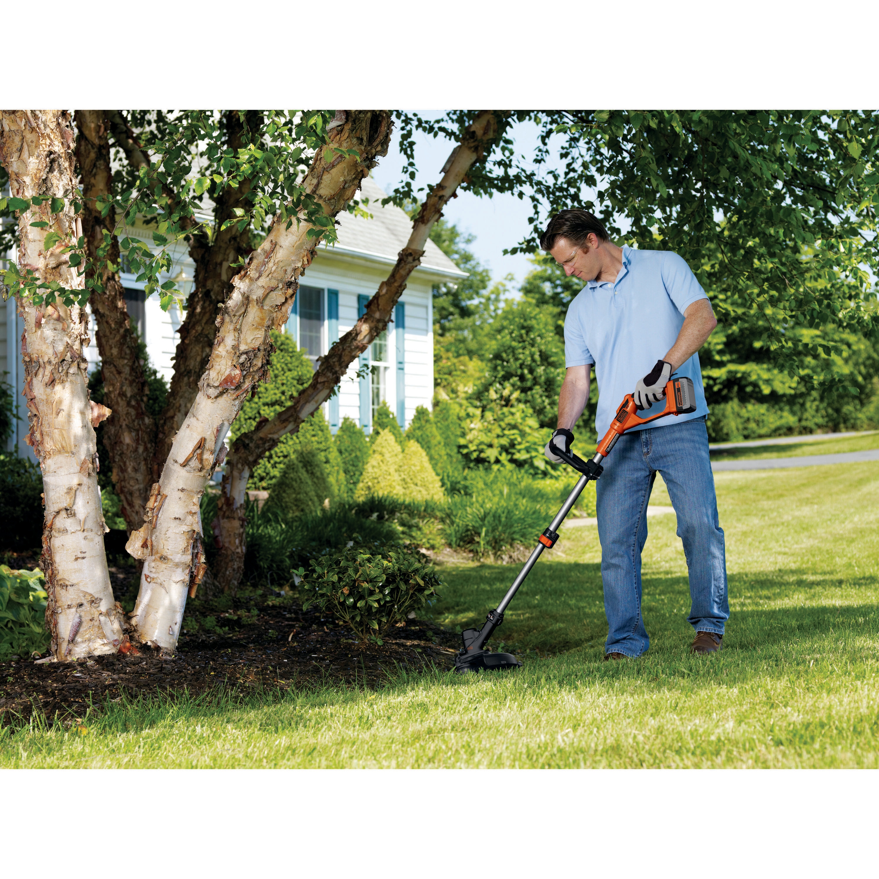BLACK & DECKER 40-volt Max 13-in Straight Battery String Trimmer with Edger  Conversion Capable 2.4 Ah (Battery and Charger Included) at