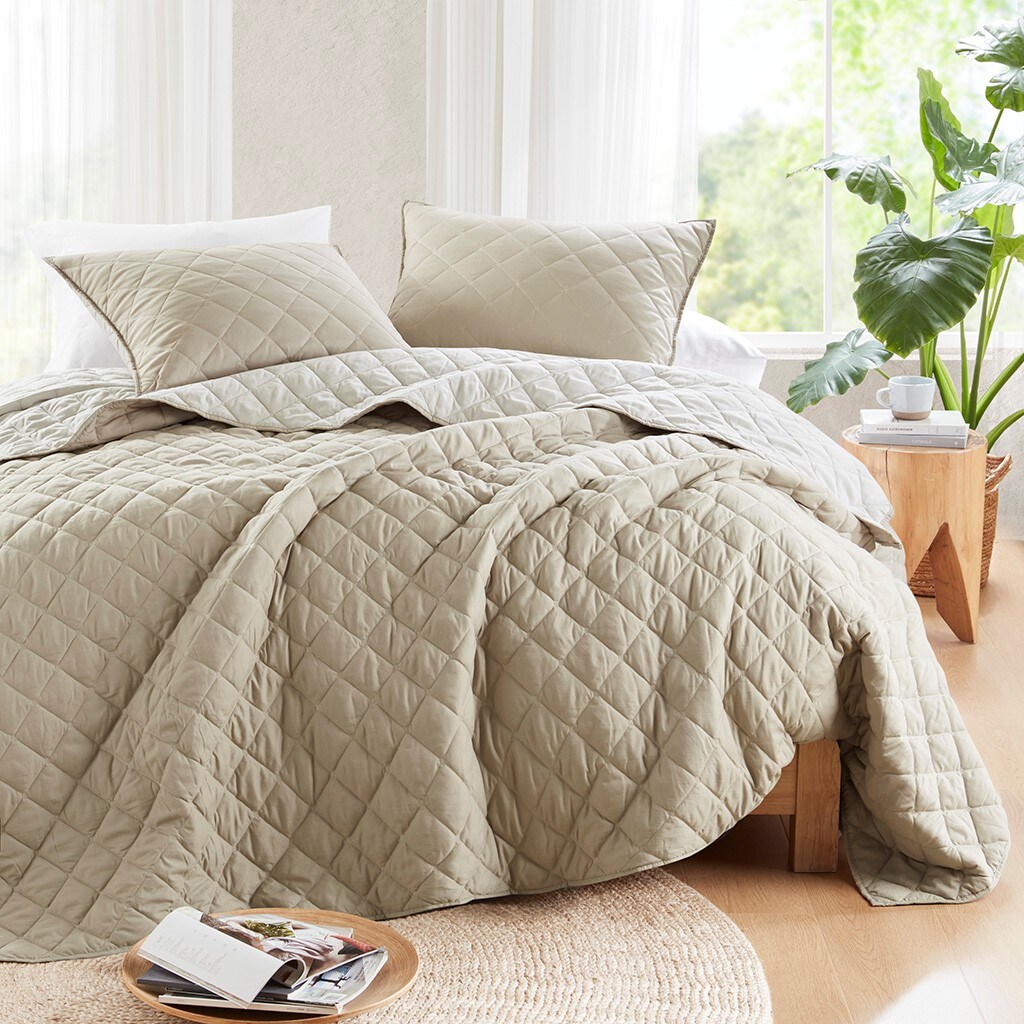 Gracie Mills 9848-01PM Comforters-And-Bedspreads - View #3