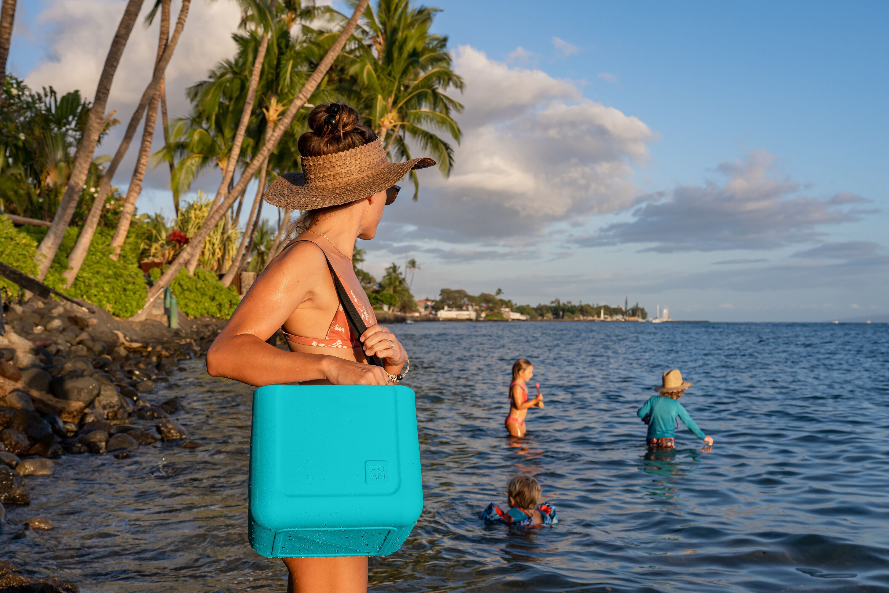 FOAM FM-22QT-CYAN Beverage-Coolers - View #6