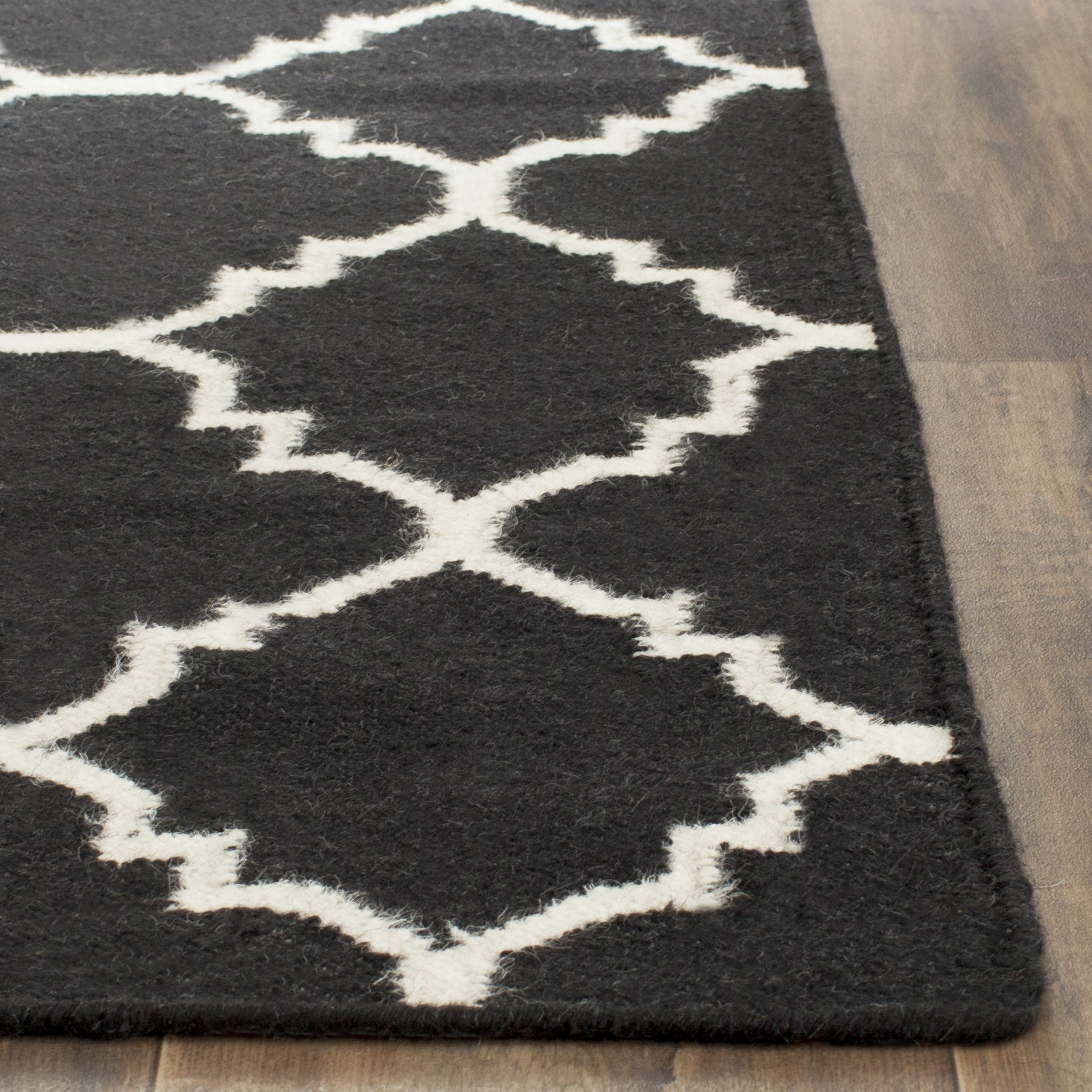 Safavieh DHU554L-3 rugs - View #3
