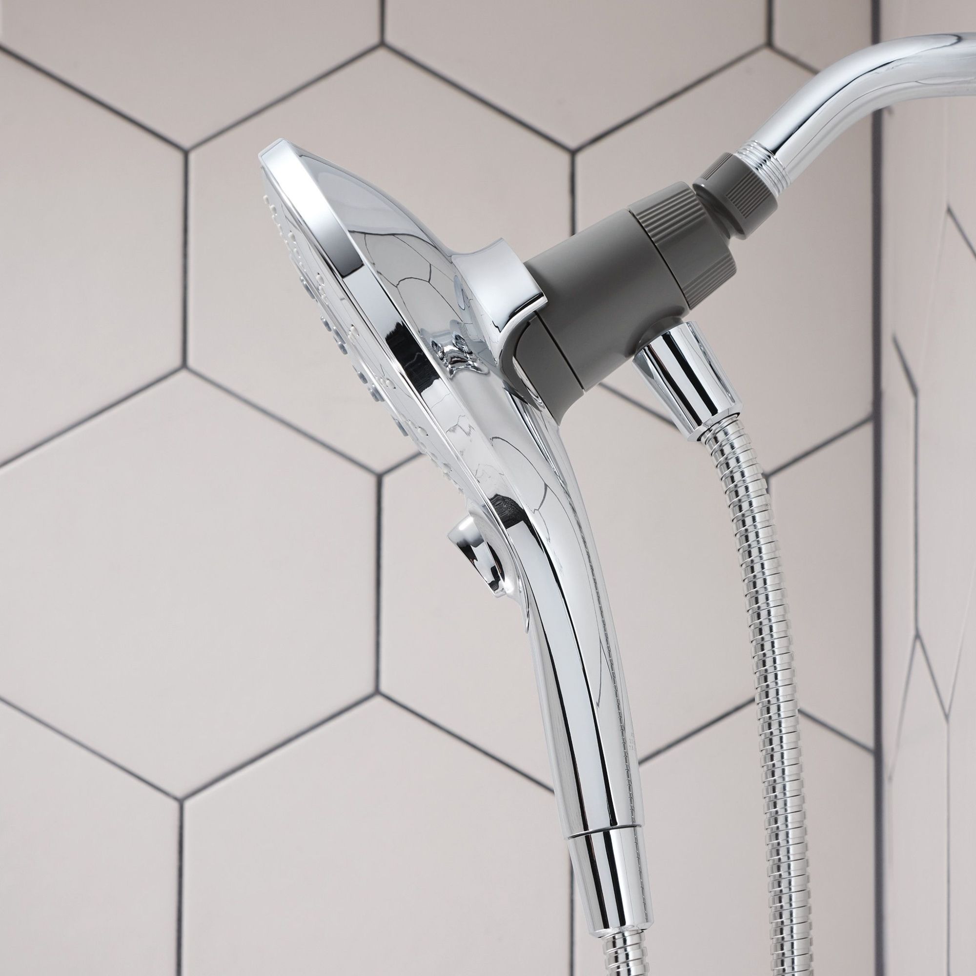 Moen 26115 Tub-Shower-Faucets - View #2