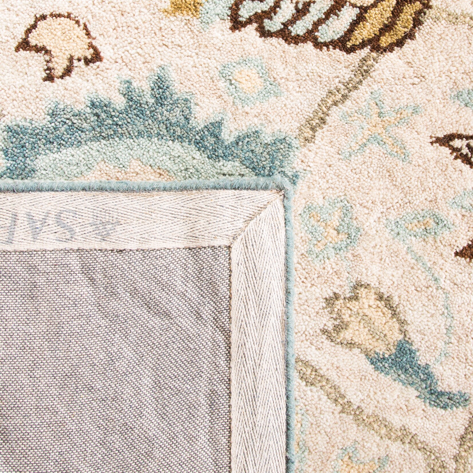 Safavieh AT812B-2 rugs - View #7