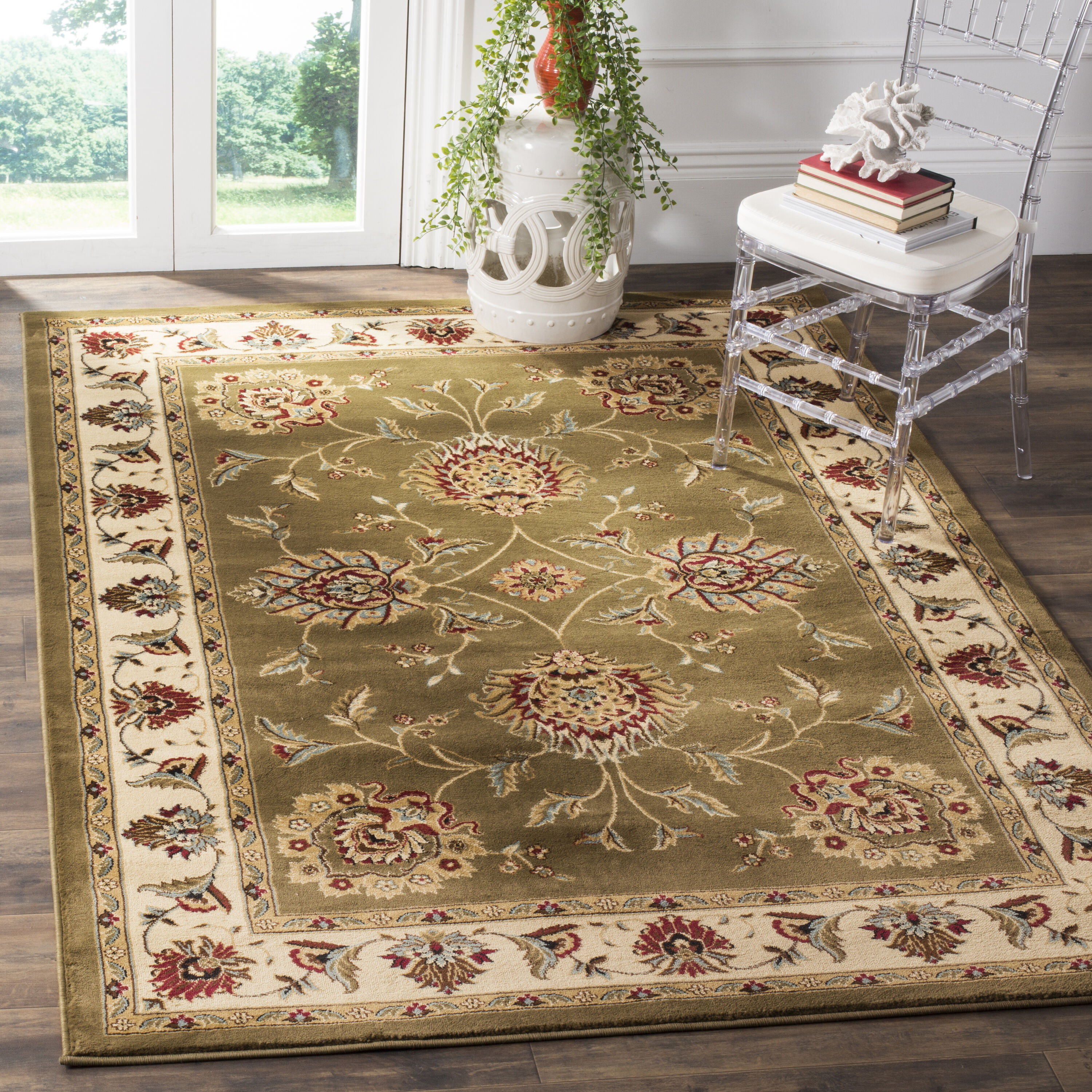 Safavieh LNH555-5212-7SQ Lyndhurst Sultanabad 7 x 7 (ft) Loomed Polypropylene Green/Ivory Square Indoor Floral/Botanical Oriental Area rug