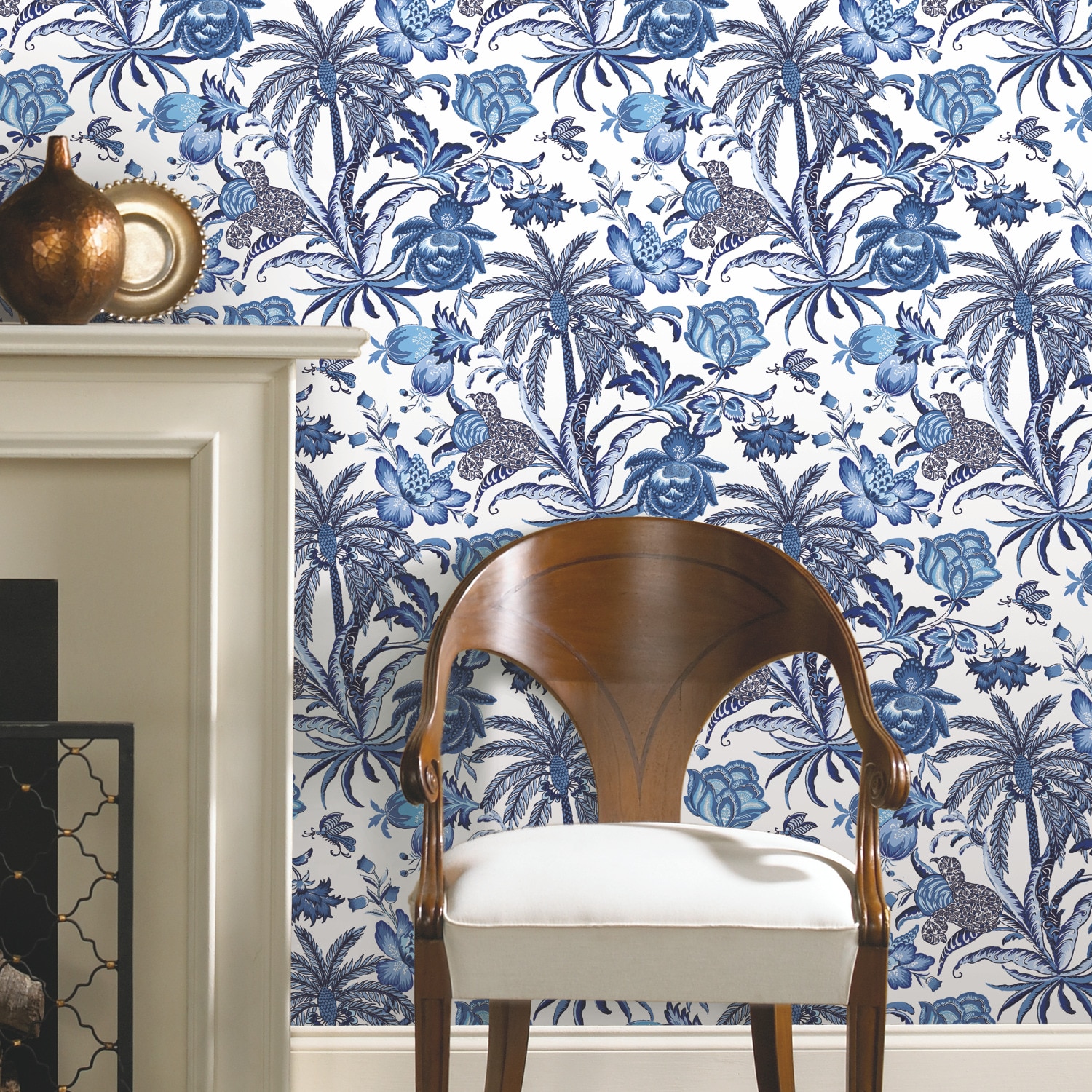 Waverly 28.29-sq ft Blue Vinyl Floral Self-adhesive Peel and Stick ...