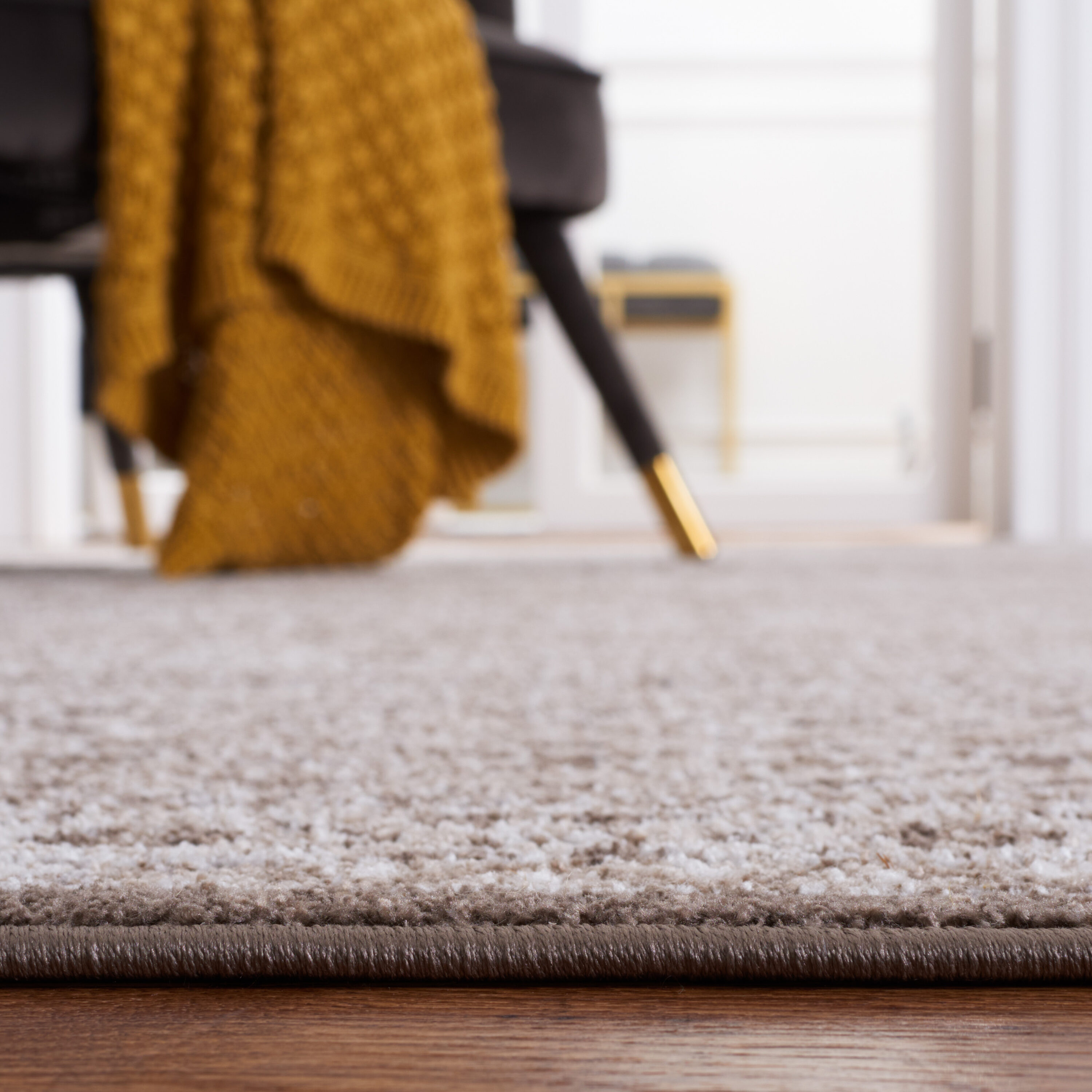 Safavieh TOS658A-7SQ rugs - View #4