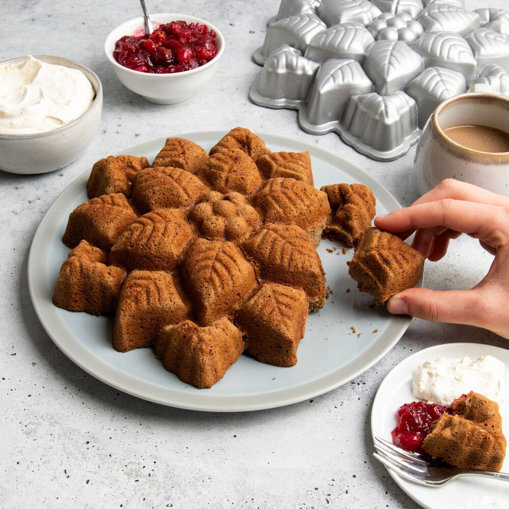 Nordic Ware 97348M bakeware - View #5
