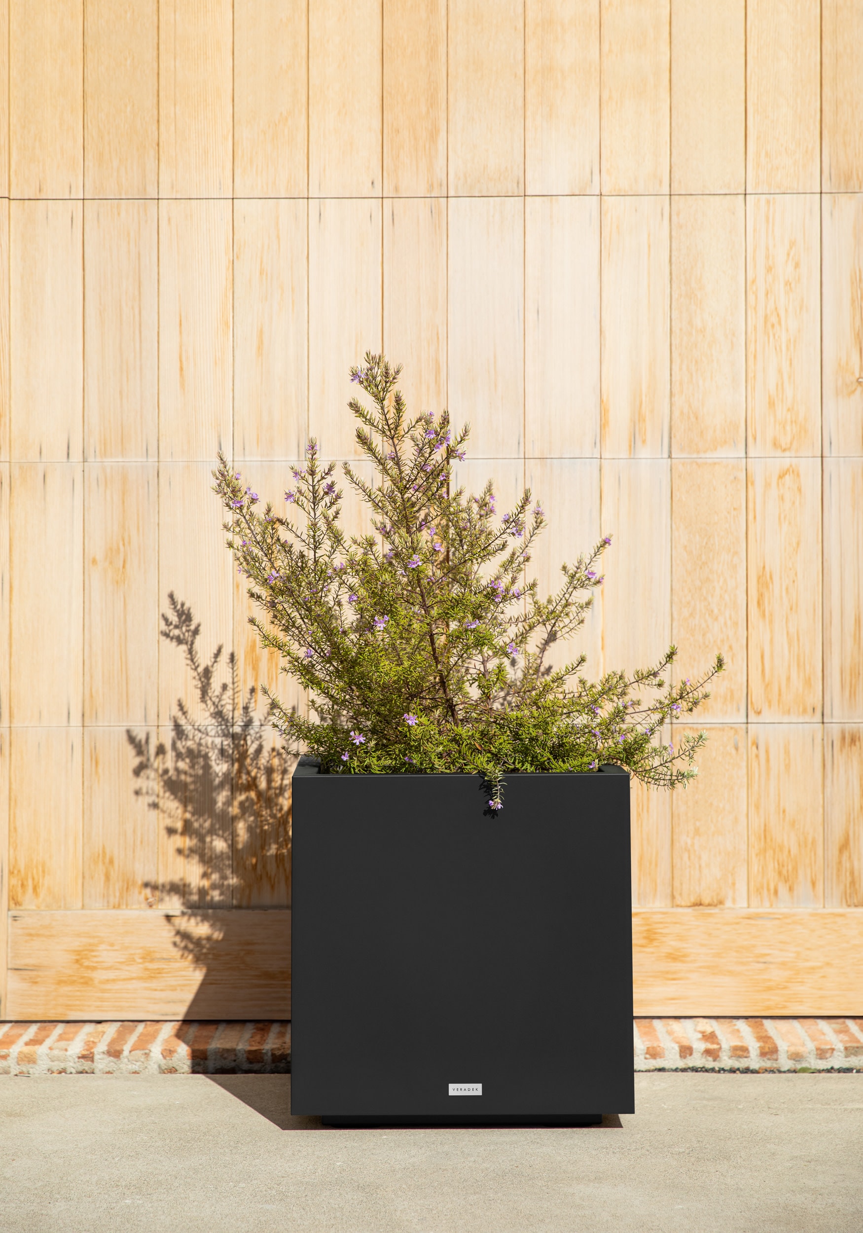 Veradek CUVMEDB Planter-Window-Box - View #4