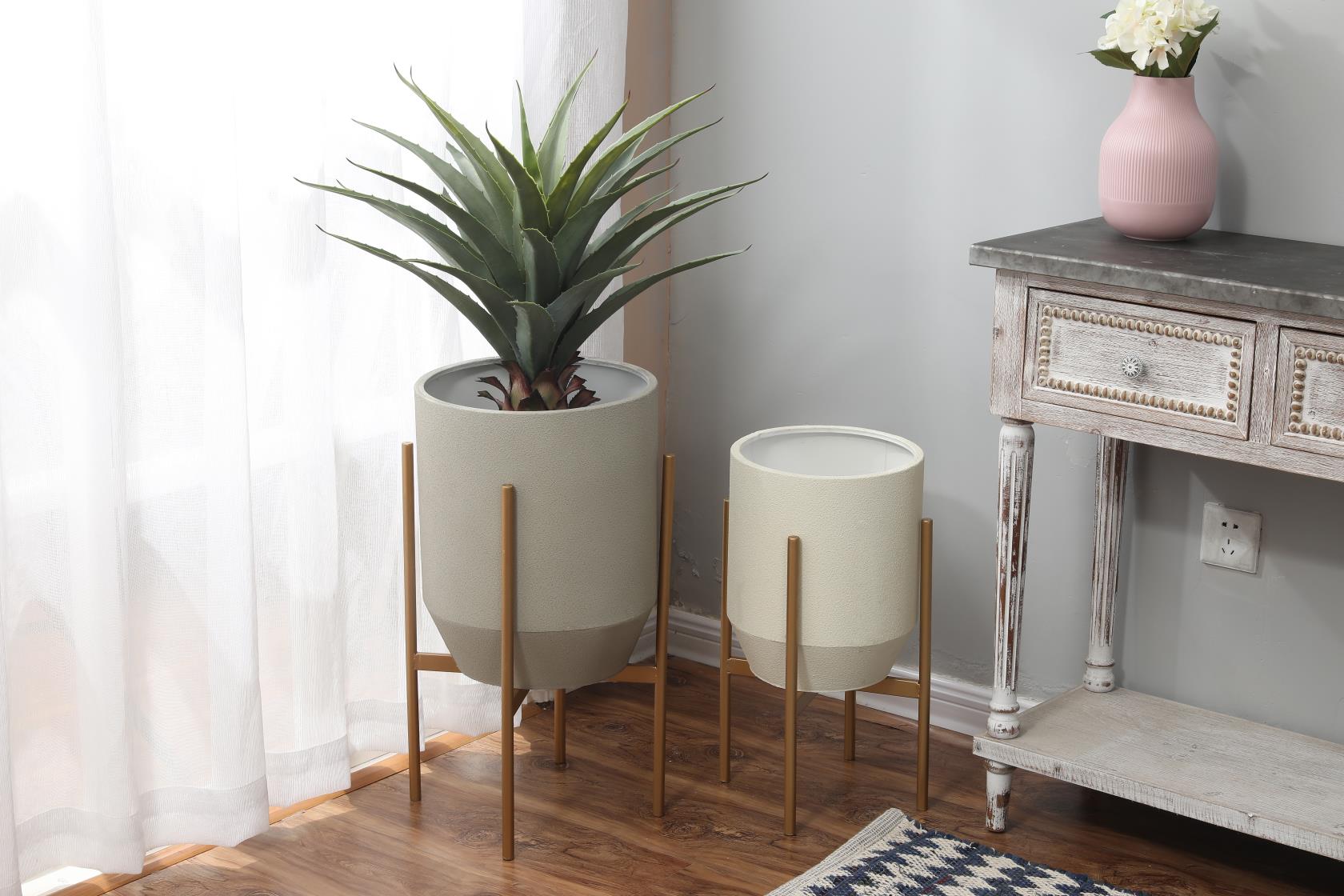 Set of 2 Gray and Off White Metal Planters with Gold Stand