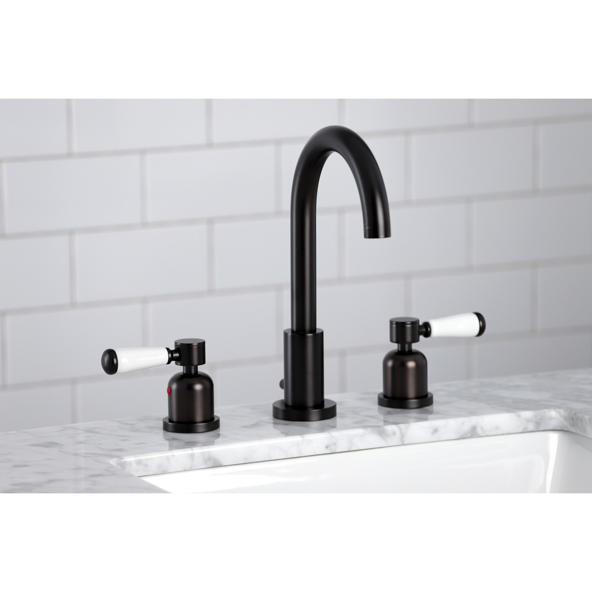 Kingston Brass WLFSC8925DPL Paris Oil-rubbed bronze Widespread 2-handle High-arc Residential Handle Bathroom Sink Faucet with Drain