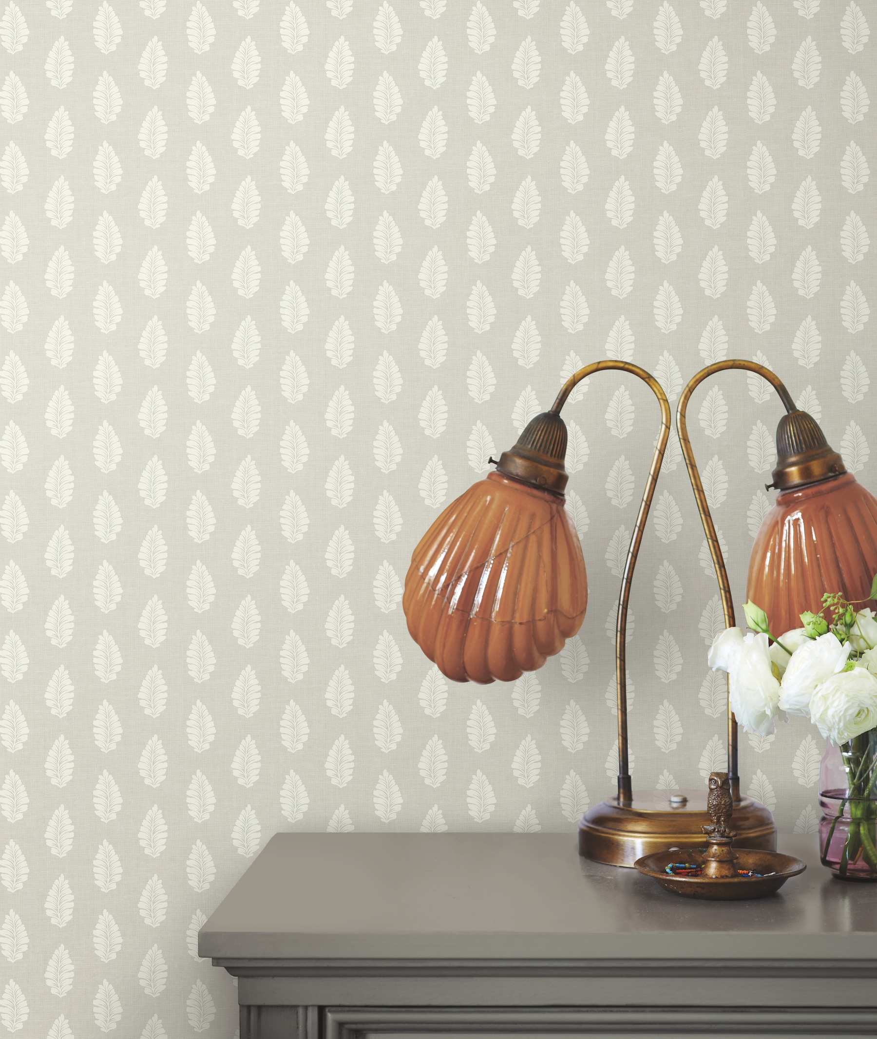 York Wallcoverings GR5962 Grandmillennial 60.8-Sq. Feet Gray Non-woven Ivy/Vines Prepasted Water Activated Paste Wallpaper