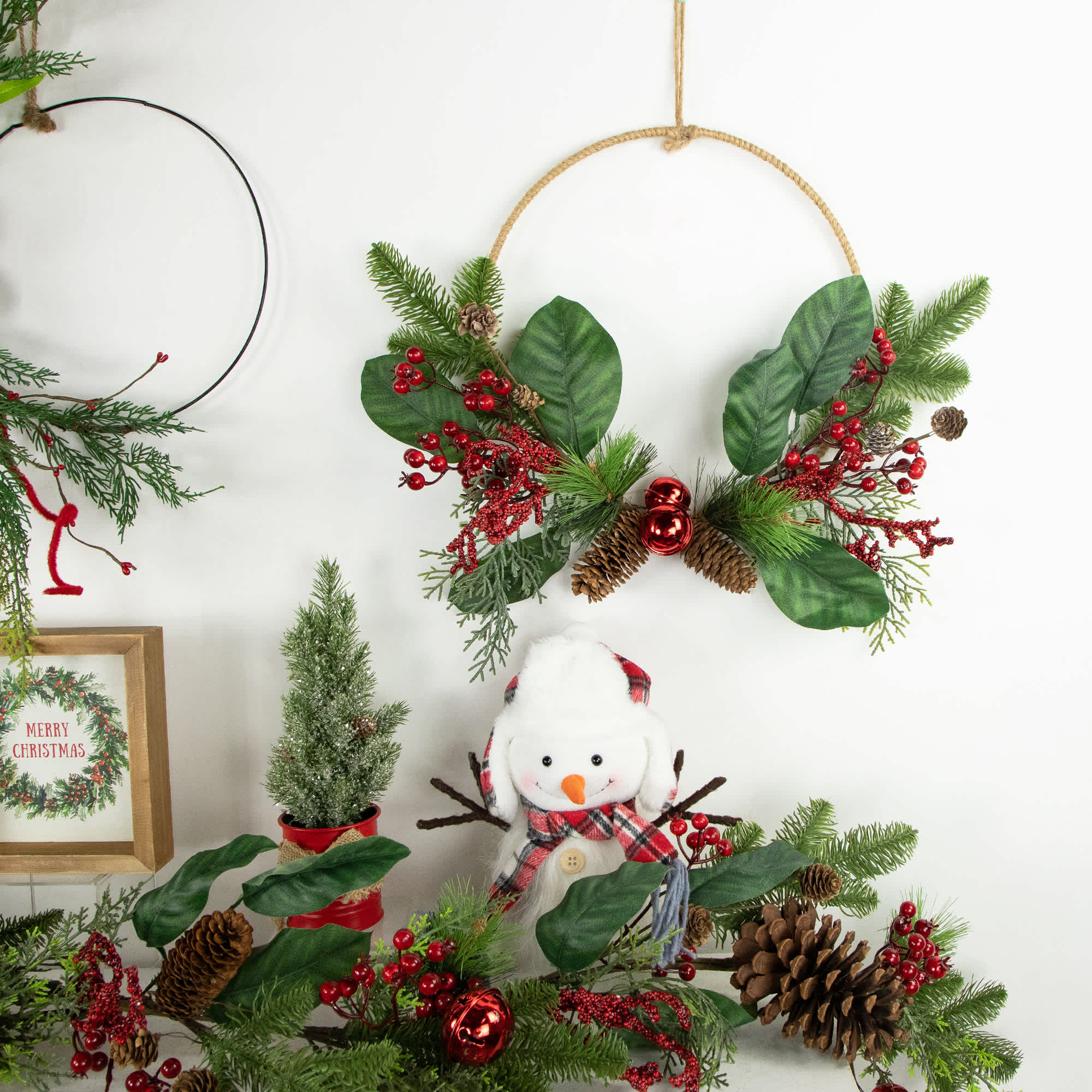 Northlight NORTHLIGHT LL94320 Artificial-Christmas-Wreaths - View #2
