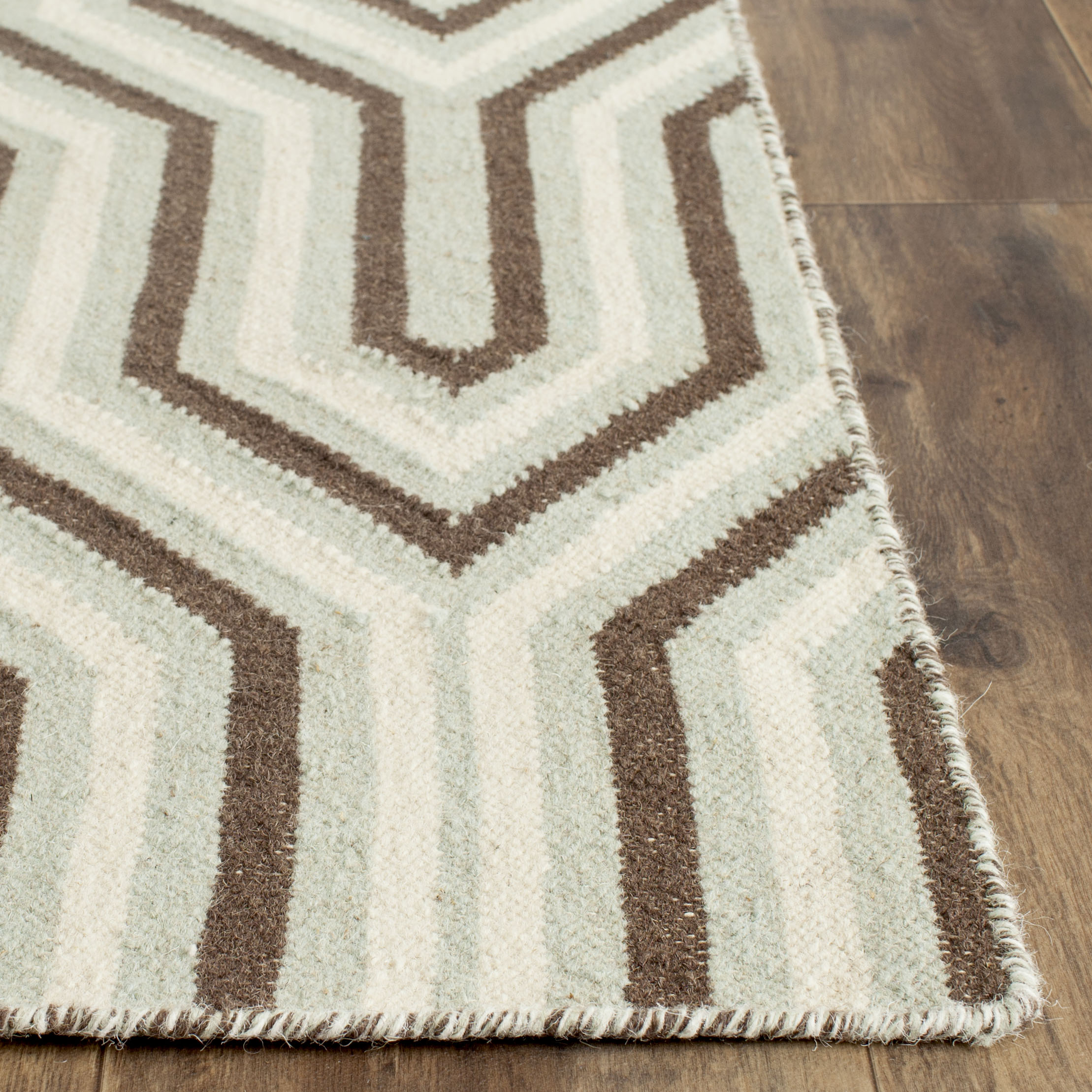 Safavieh DHU622A-4 rugs - View #3
