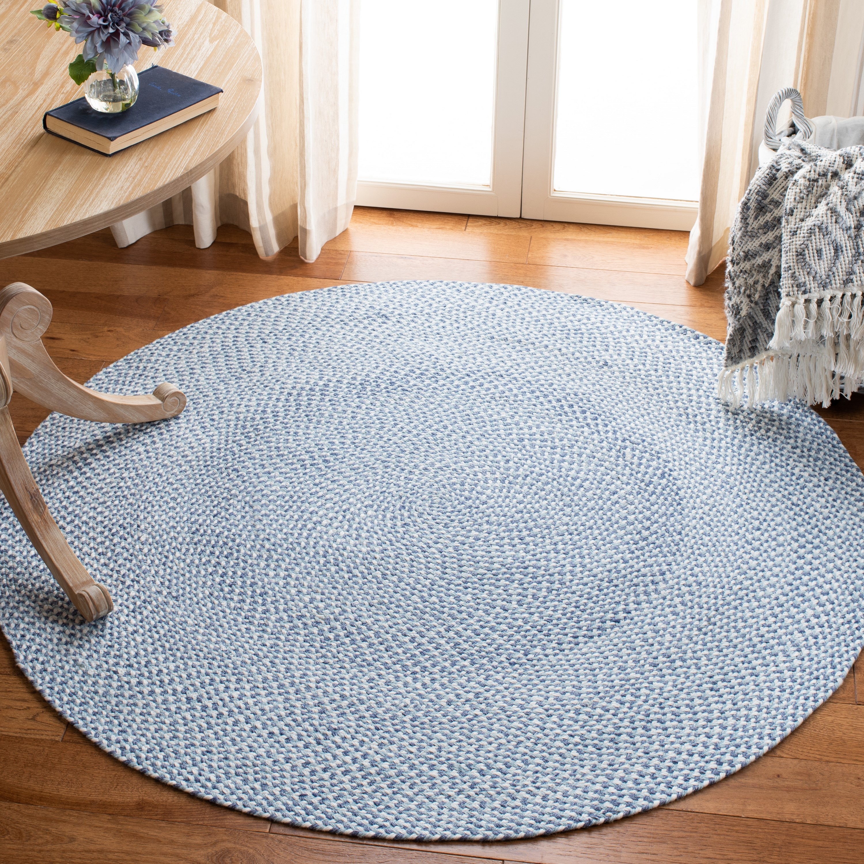 Safavieh BRD801J-4R Braided Odyle 4 x 4 (ft) Polyester Blue/Aqua Round Indoor Abstract Bohemian/Eclectic Area rug
