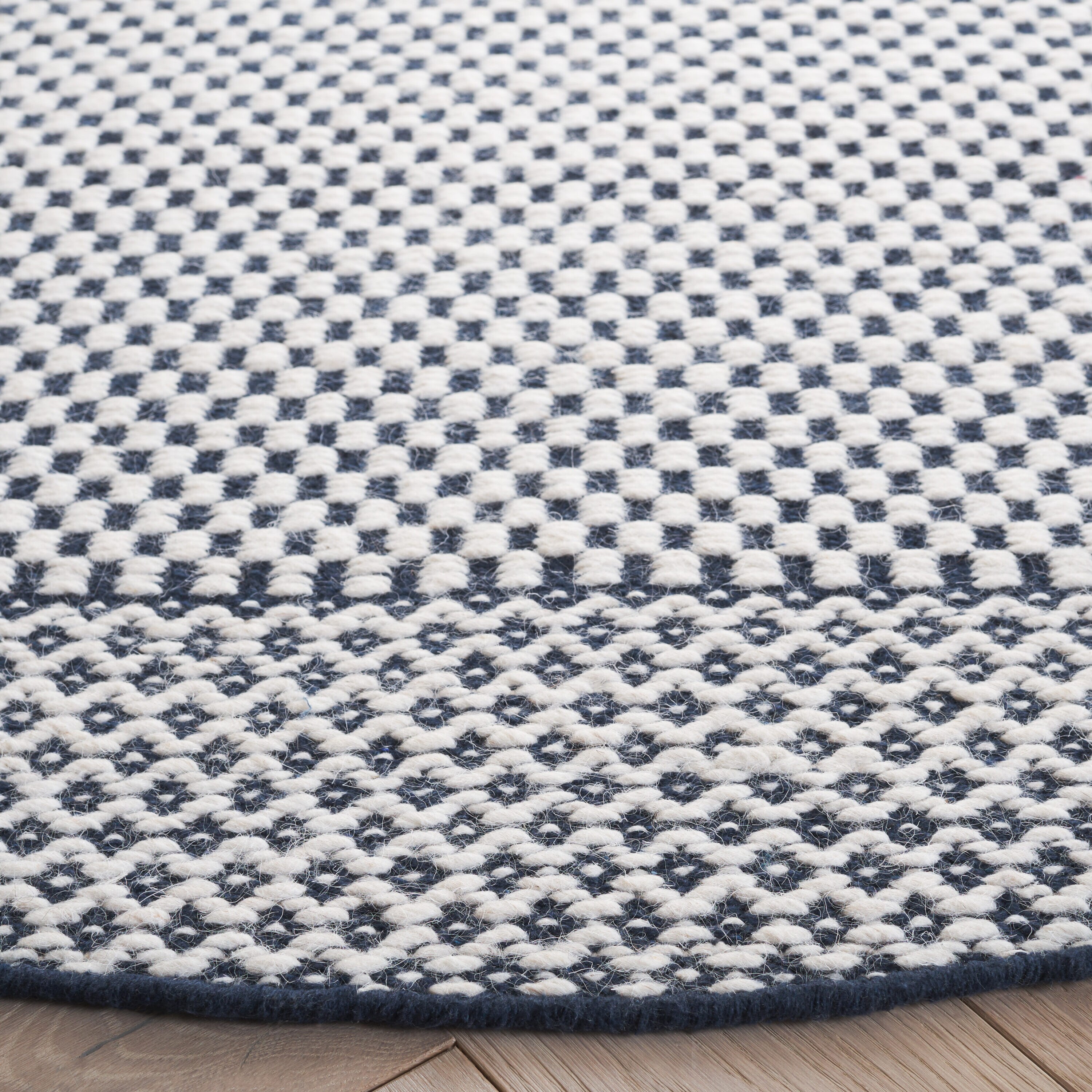 Safavieh VRM906N-6R rugs - View #3