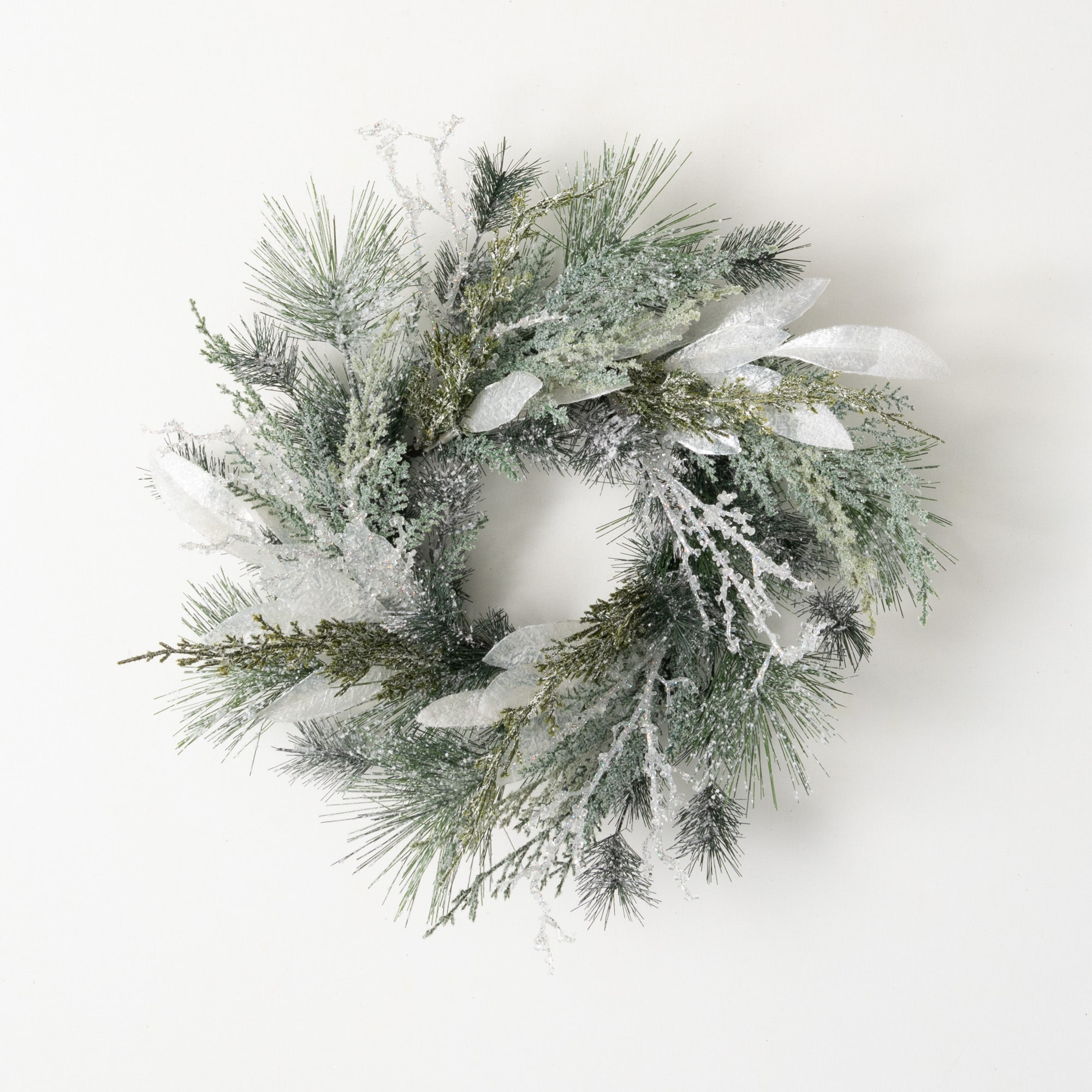 Sullivans 18-in Indoor/Outdoor Green Artificial Christmas Wreath in the ...