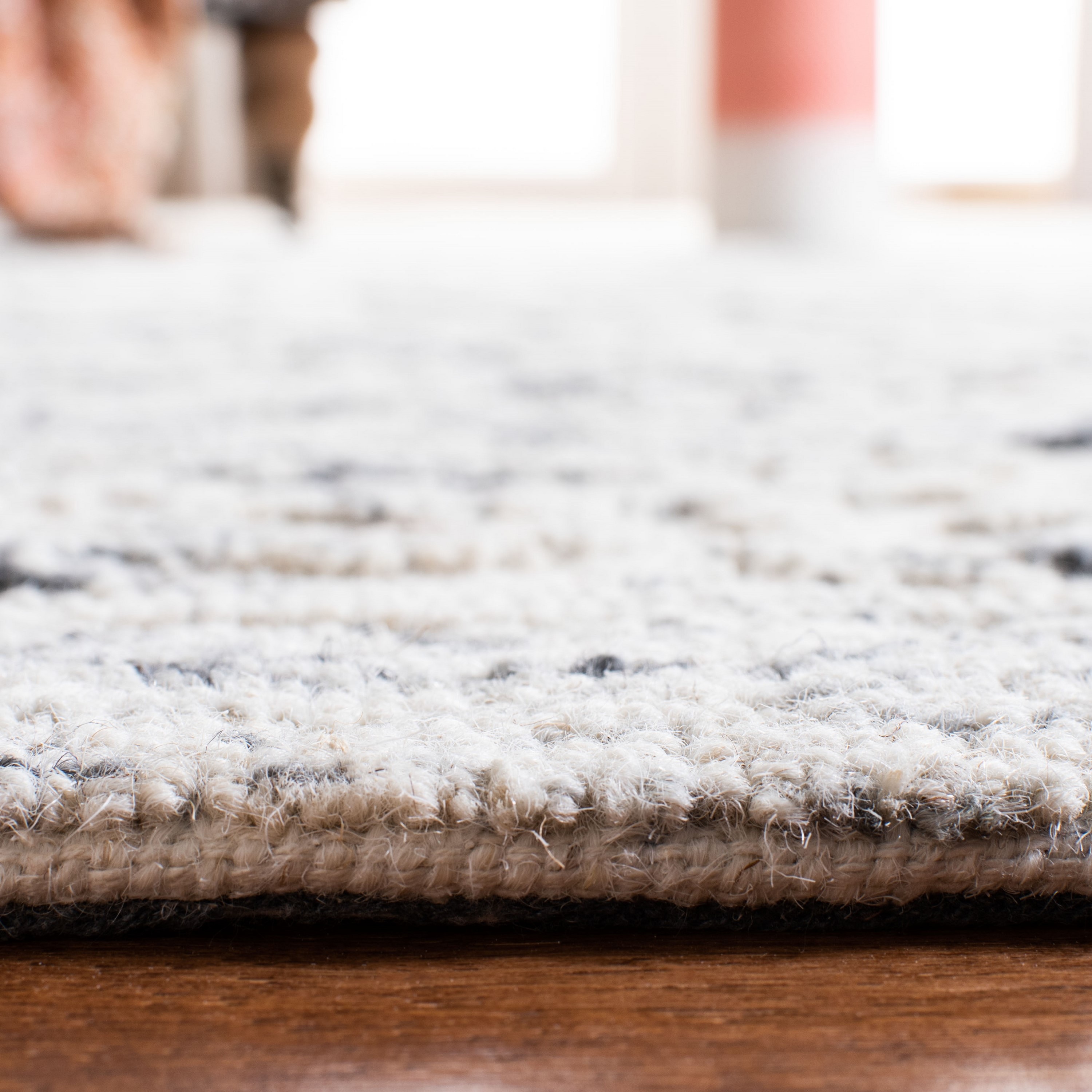 Safavieh TRC302H-28 rugs - View #4