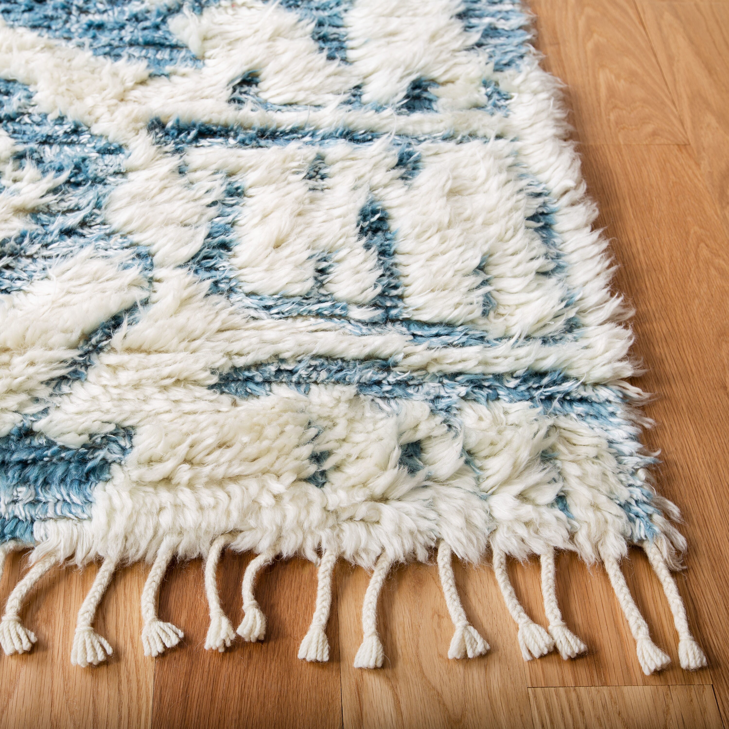 Manhattan Blue and Ivory Hand-Knotted Wool Runner Rug